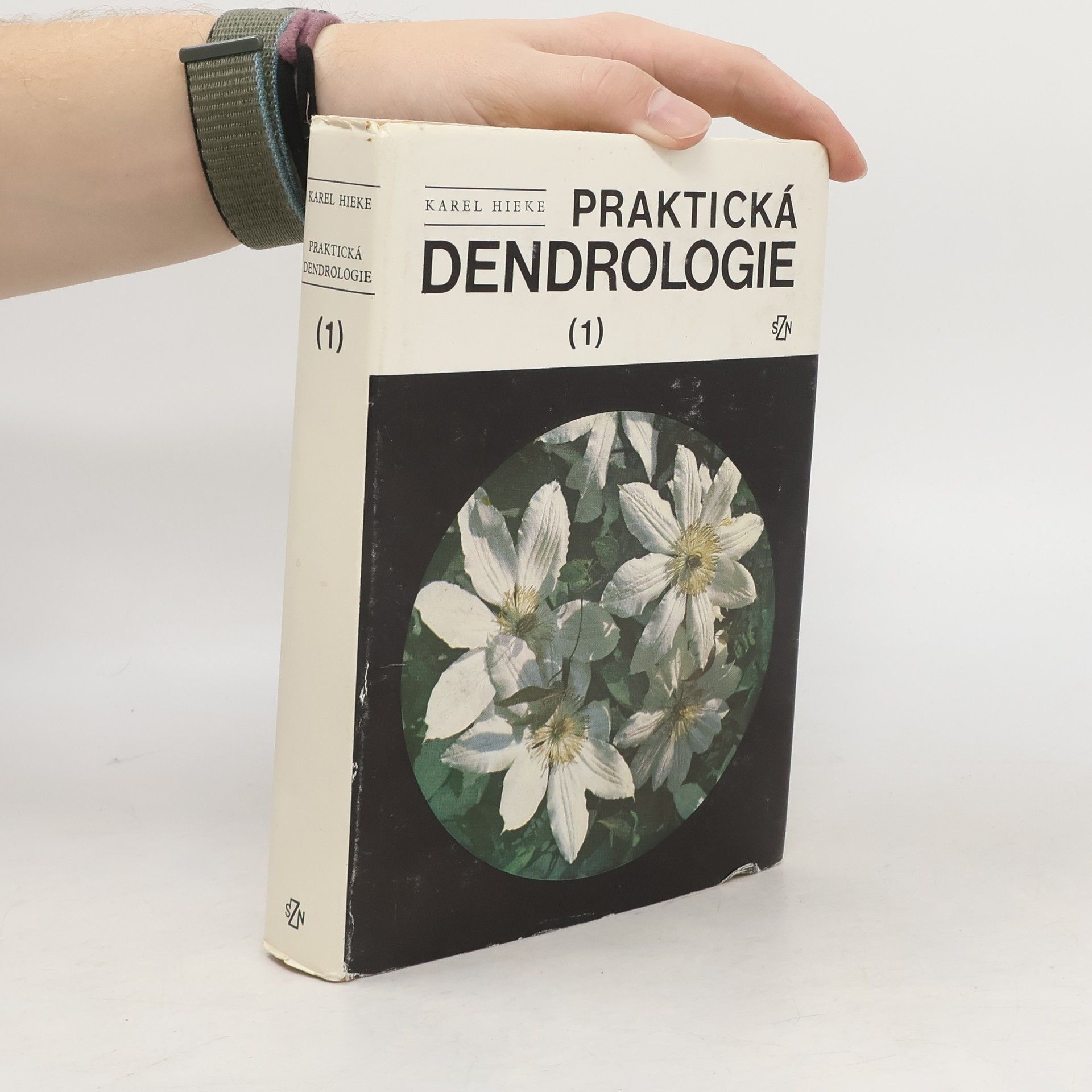 Karel Hieke Praktická dendrologie 1