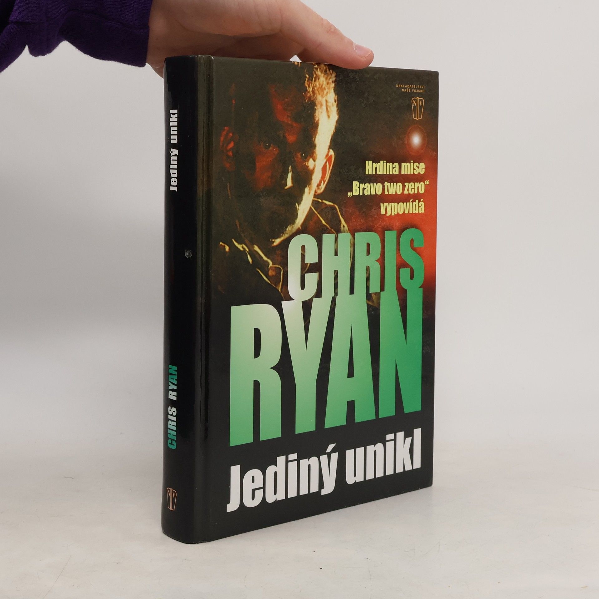Chris Ryan Jediný unikl