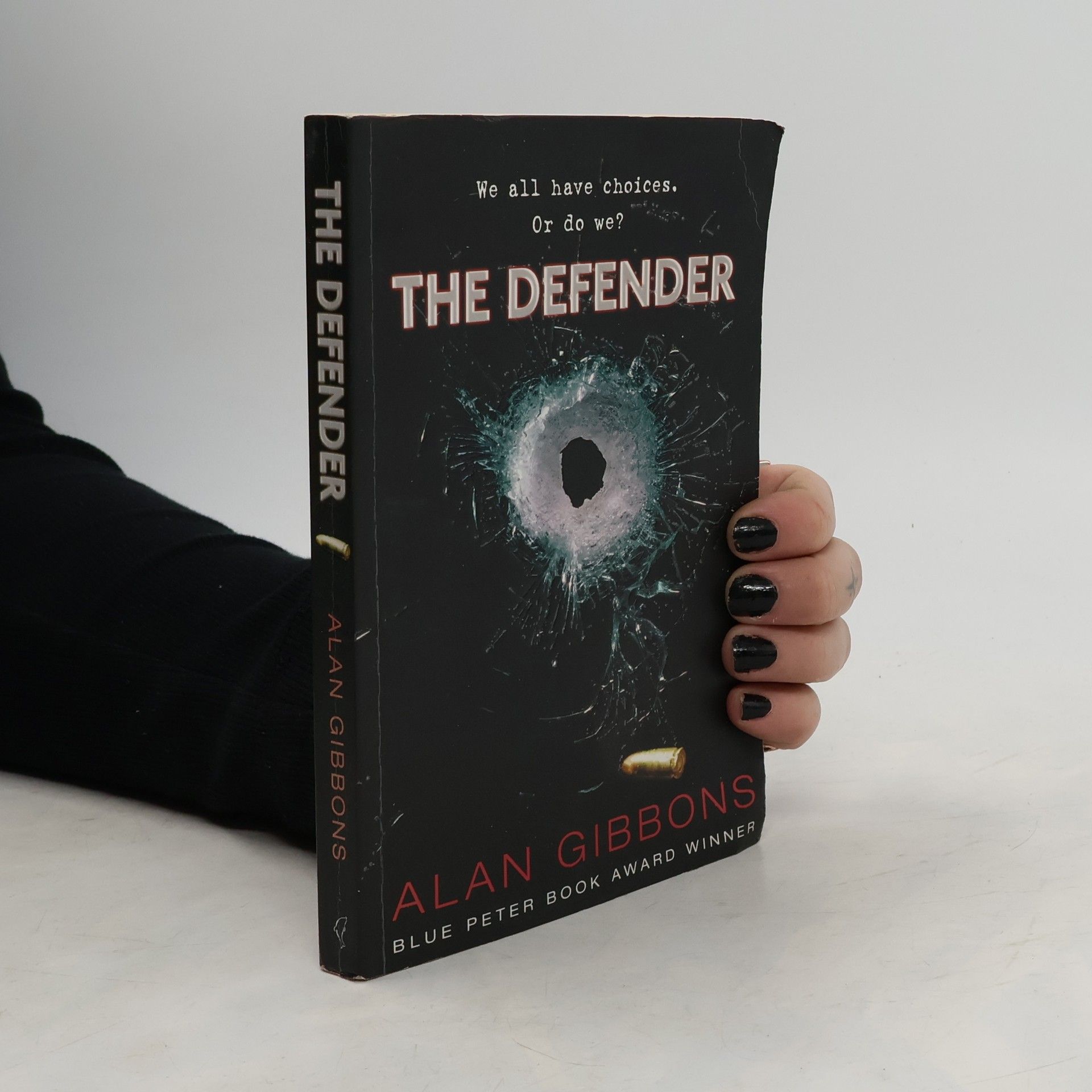 Alan Gibbons The Defender