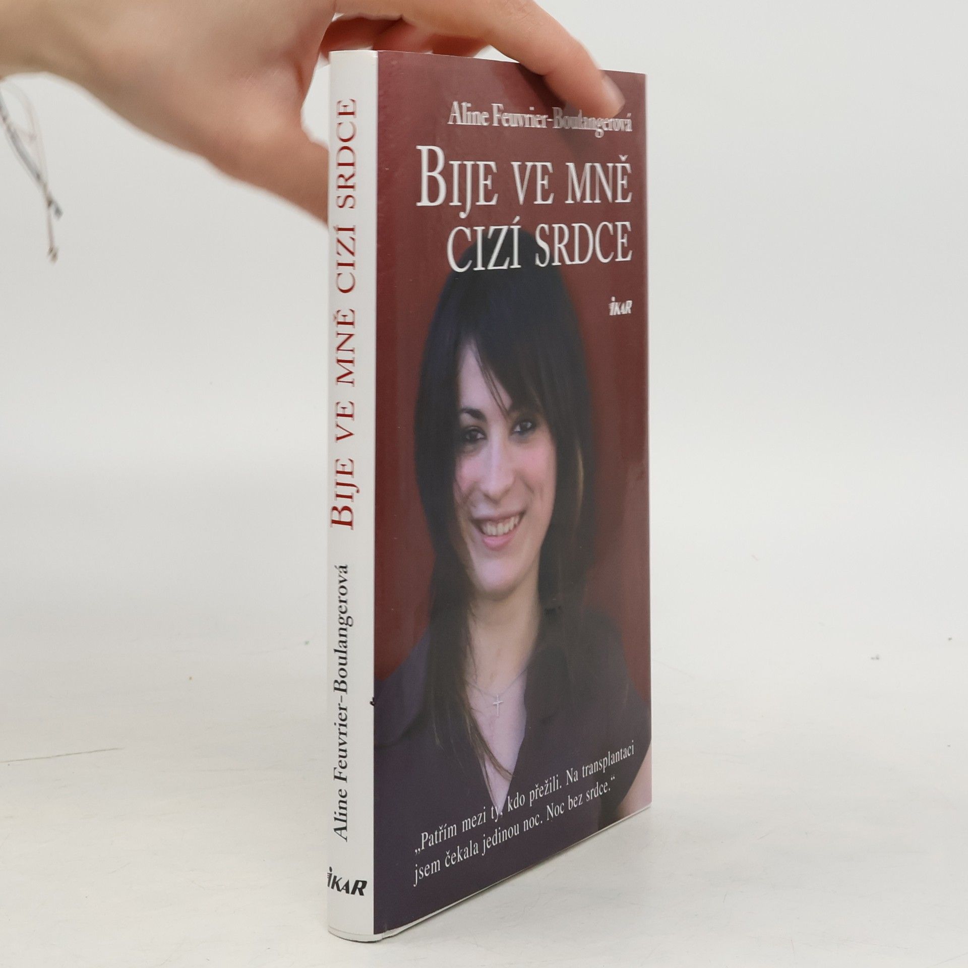 Aline Feuvrier Boulanger Bije ve mně cizí srdce