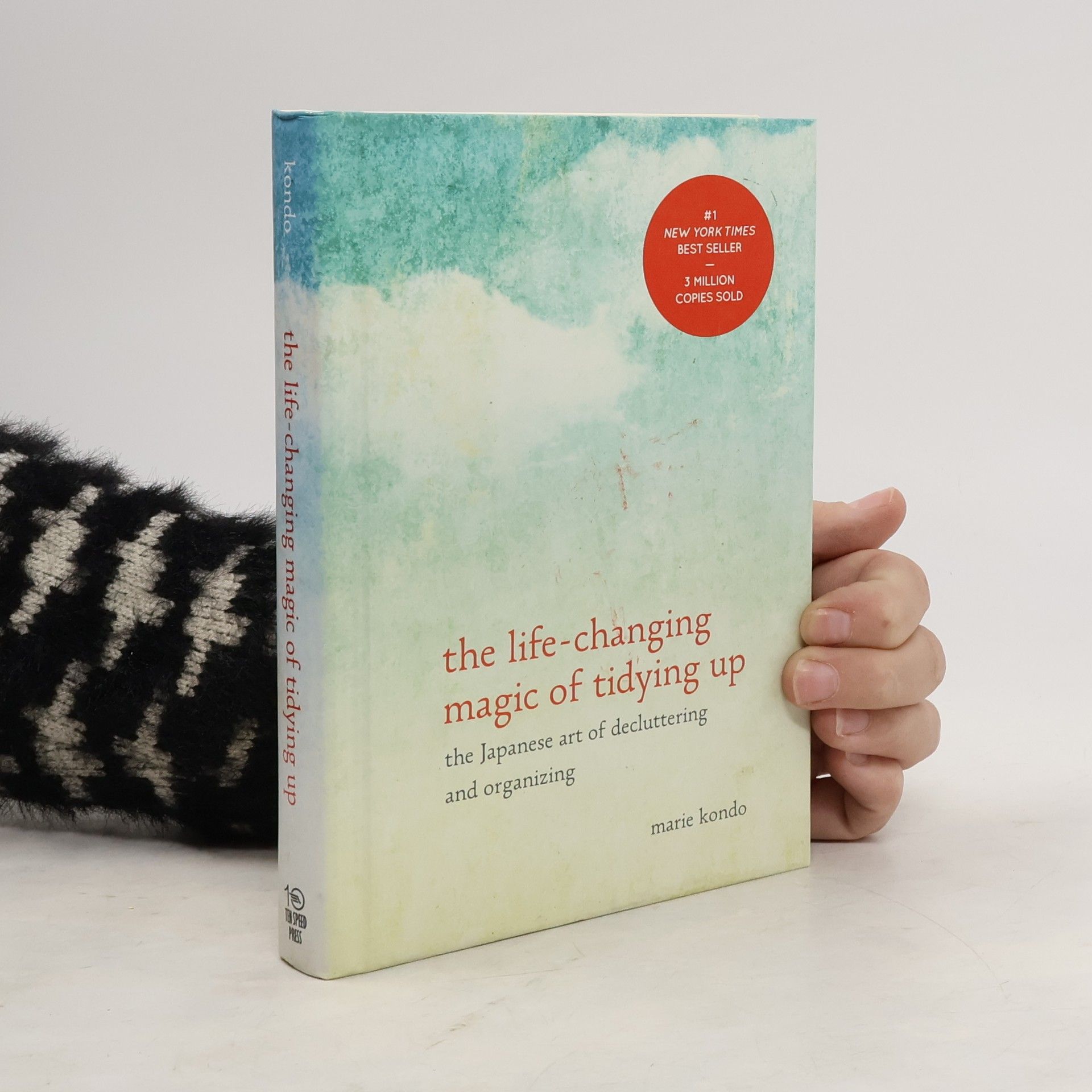 Marie Kondo The Life-Changing Magic of Tidying Up