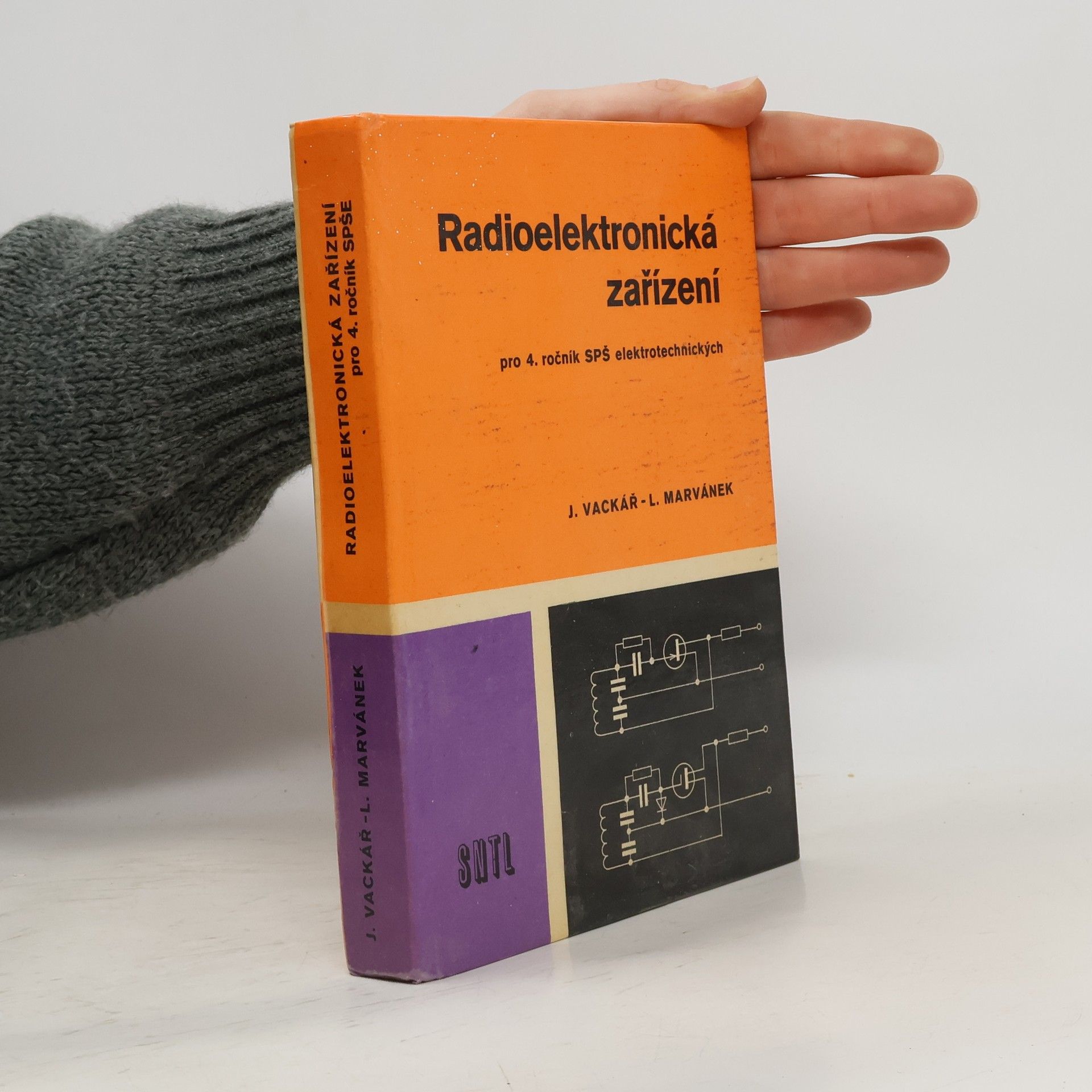 Radioelektronická zařízení pro 4. ročník středních průmyslových škol elektrotechnických