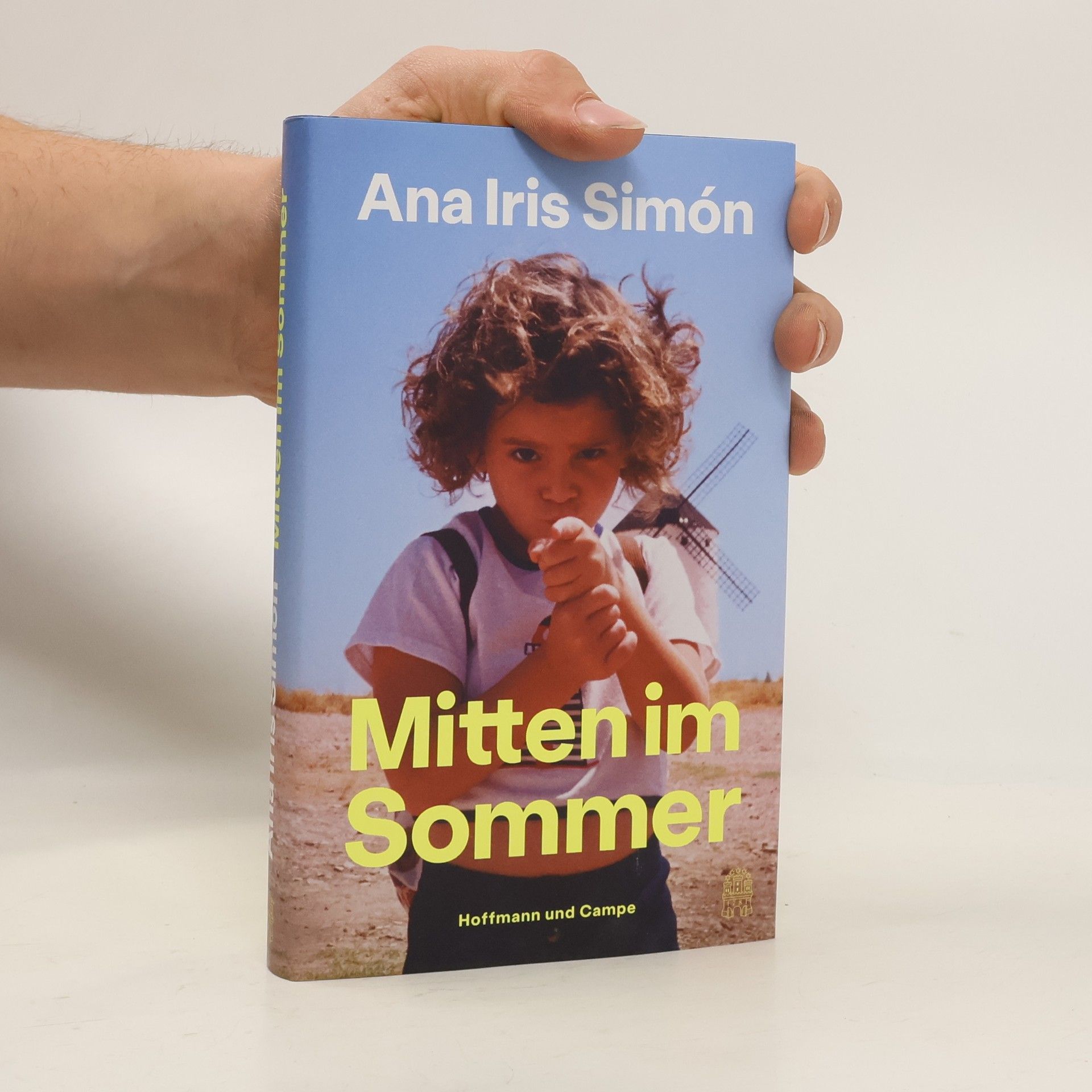 Ana Iris Simón Mitten im Sommer