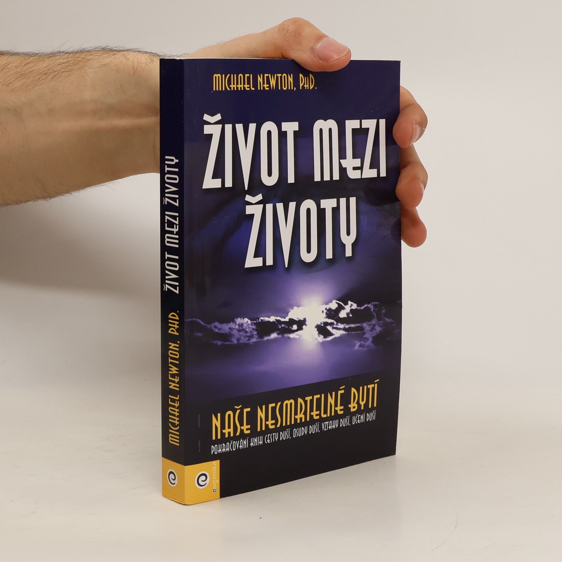 Michael Newton Život mezi životy