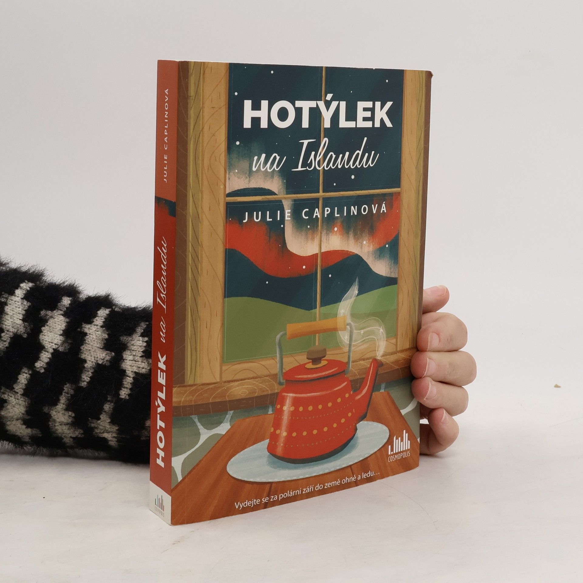 Julie Caplinová Hotýlek na Islandu