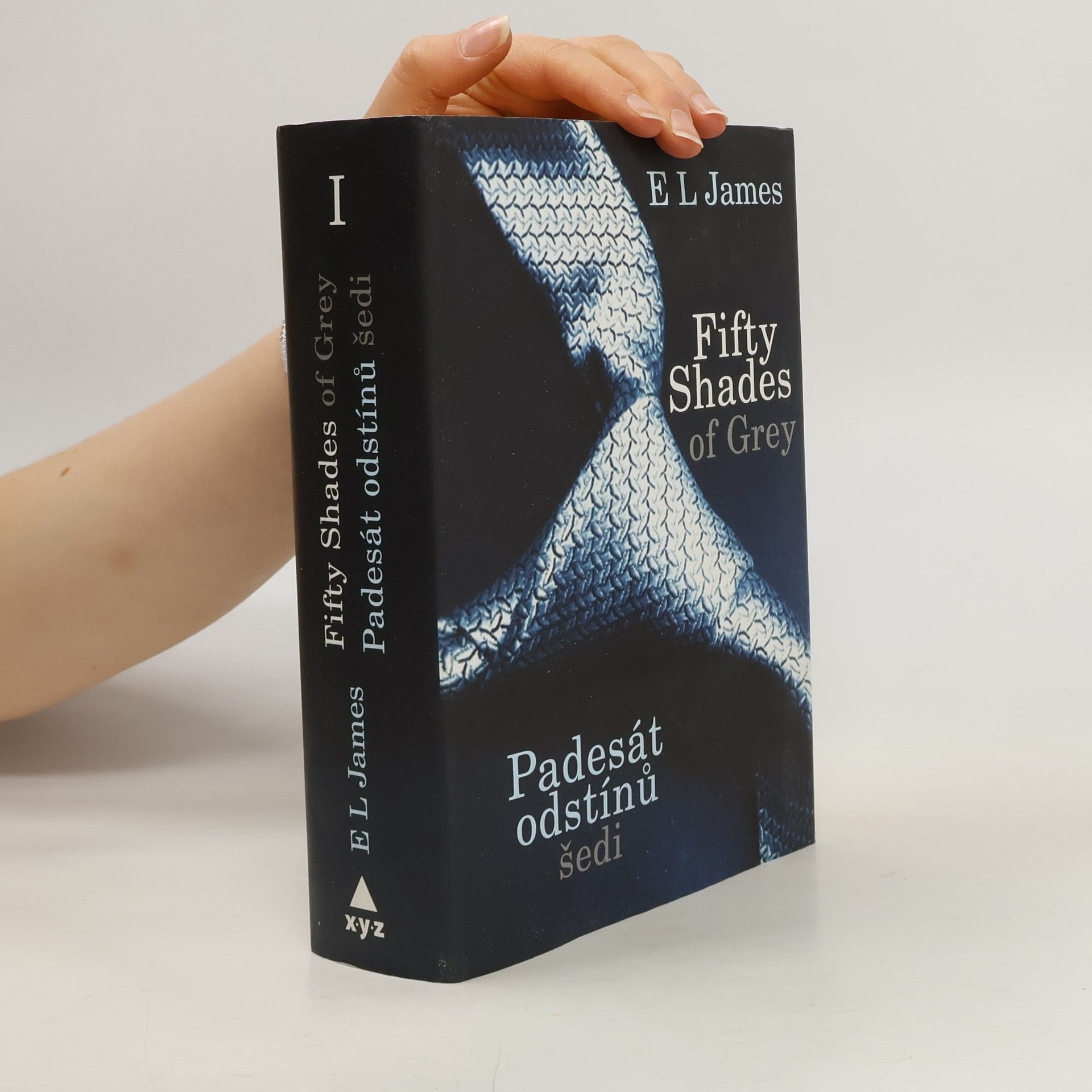 E L James Padesát odstínů šedi
