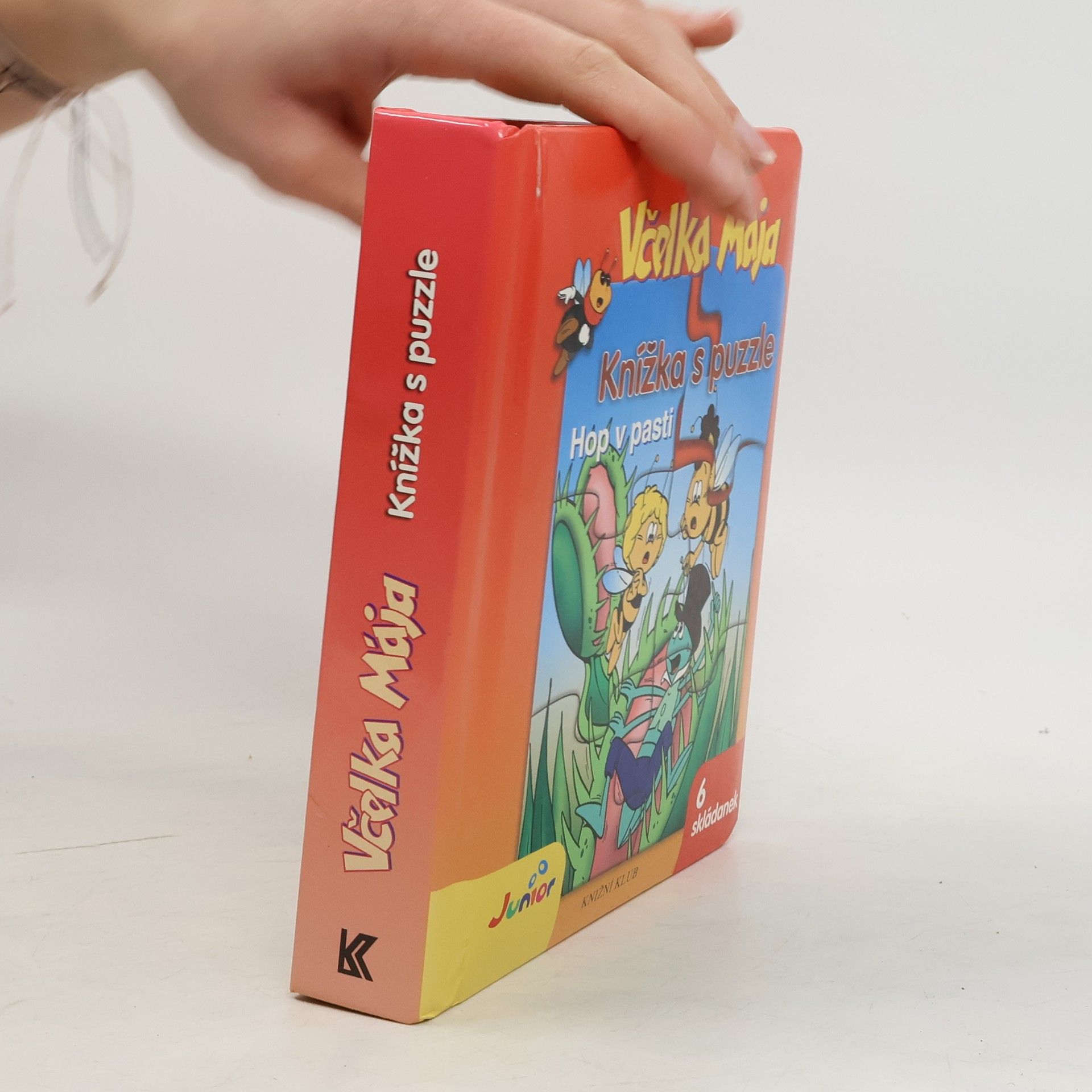 Various authors Včelka Mája. Hop v pasti