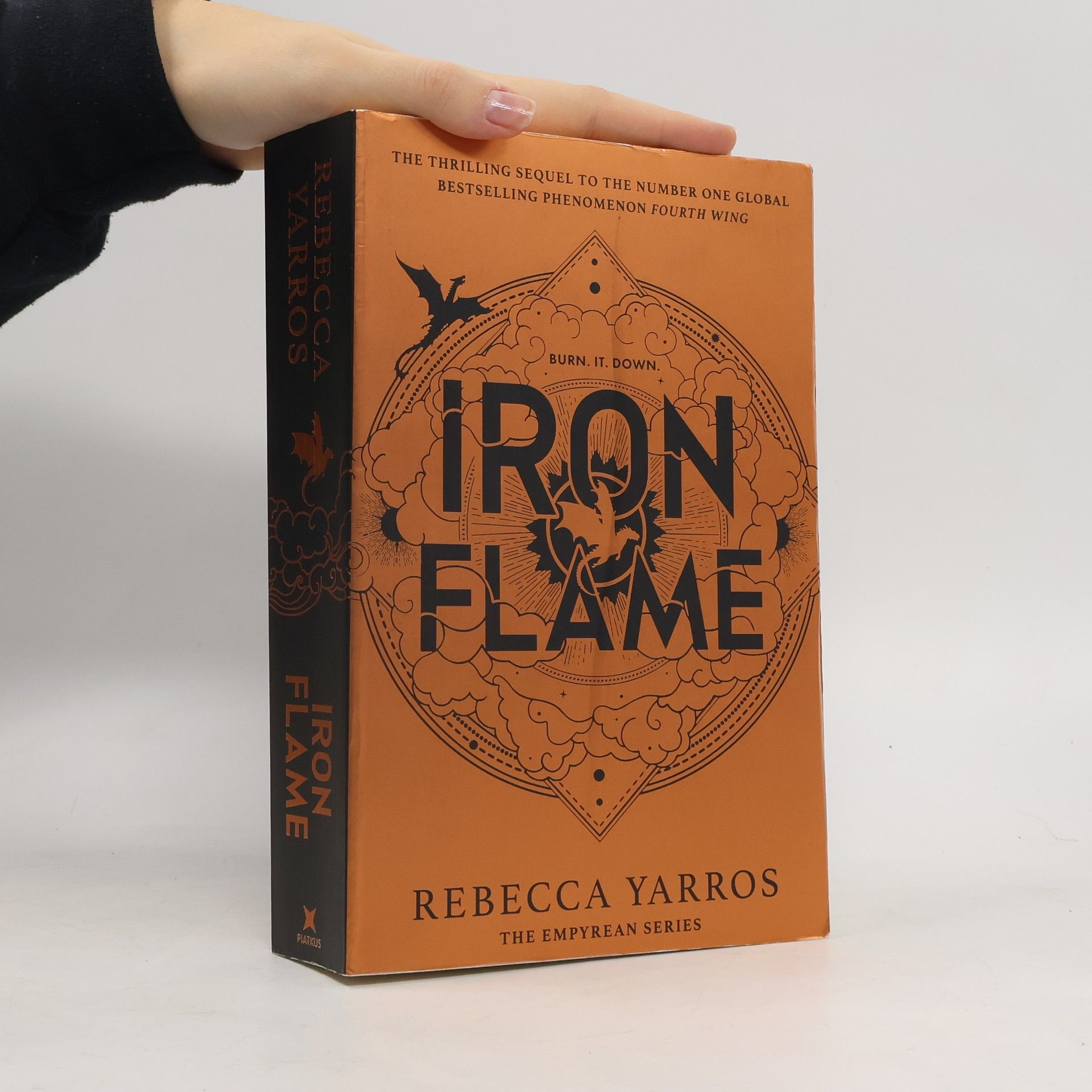 Rebecca Yarros Iron Flame