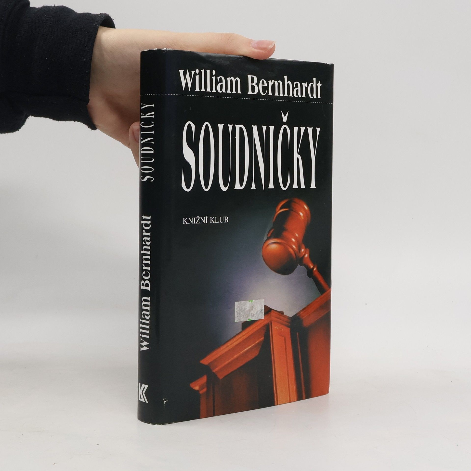 Bernhardt William Soudničky: Jedenáct příběhů ze soudní síně