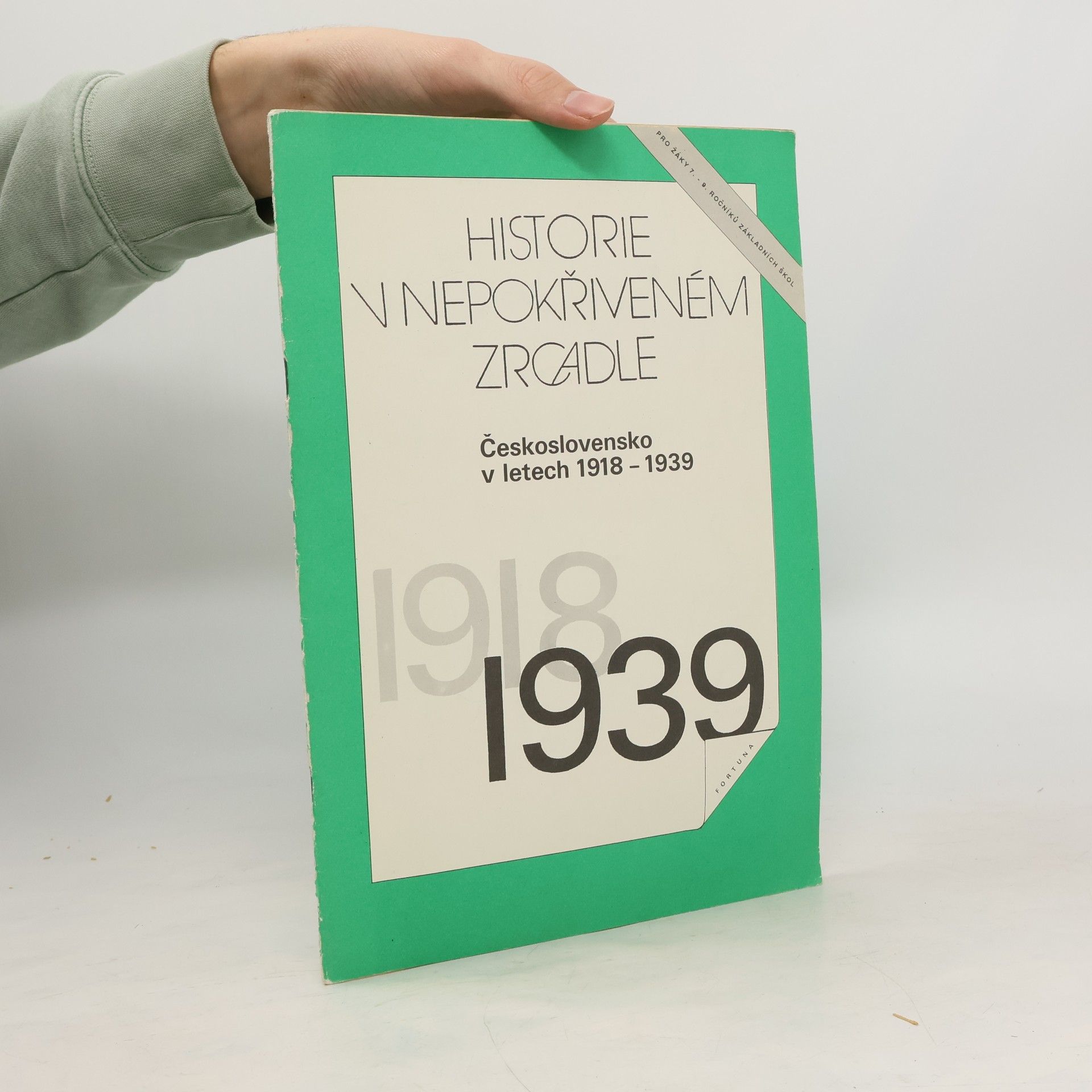 Autores varios Historie v nepokřiveném zrcadle