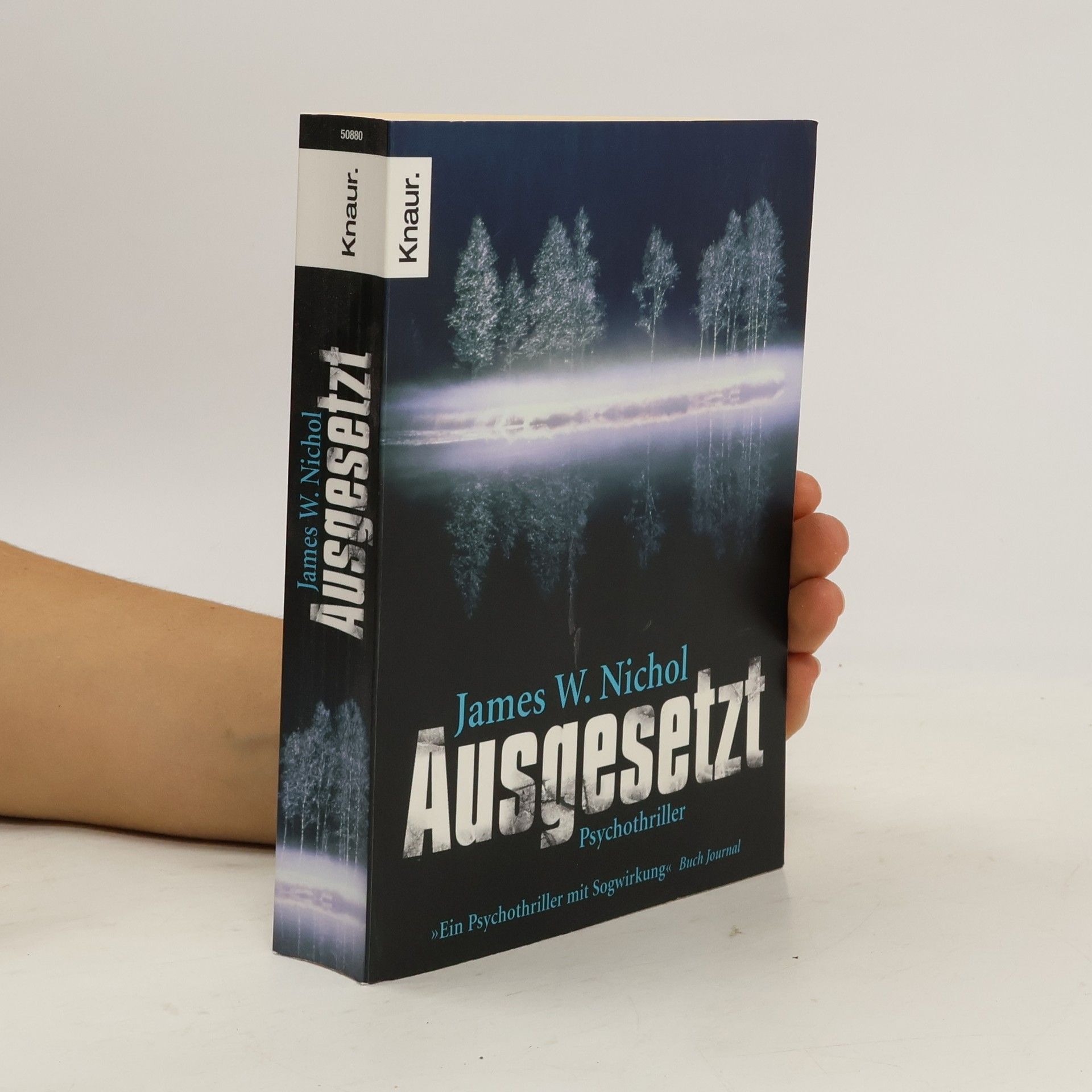 James W. Nichol Ausgesetzt