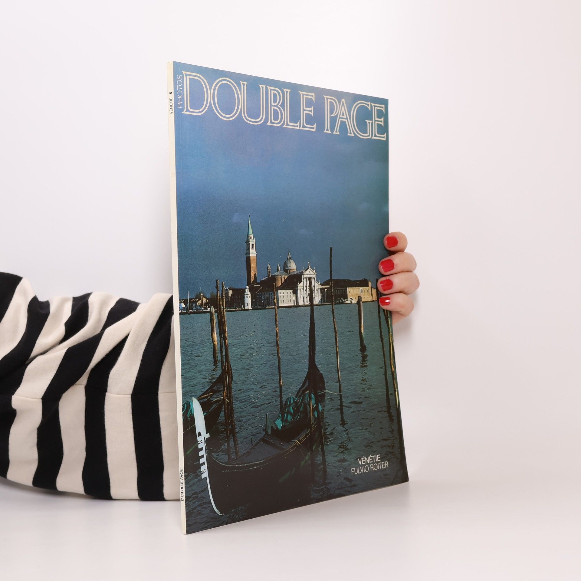 AA.VV. Double Page 5