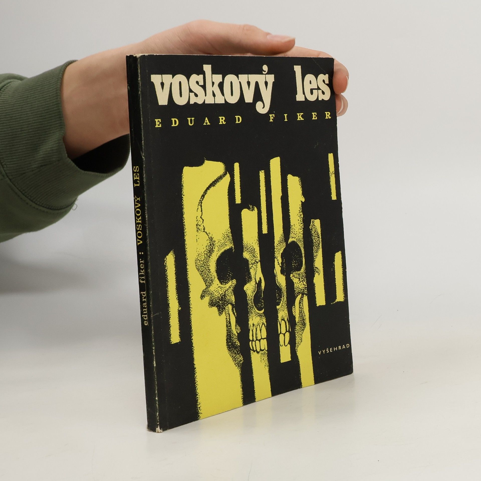 Eduard Fiker Voskový les