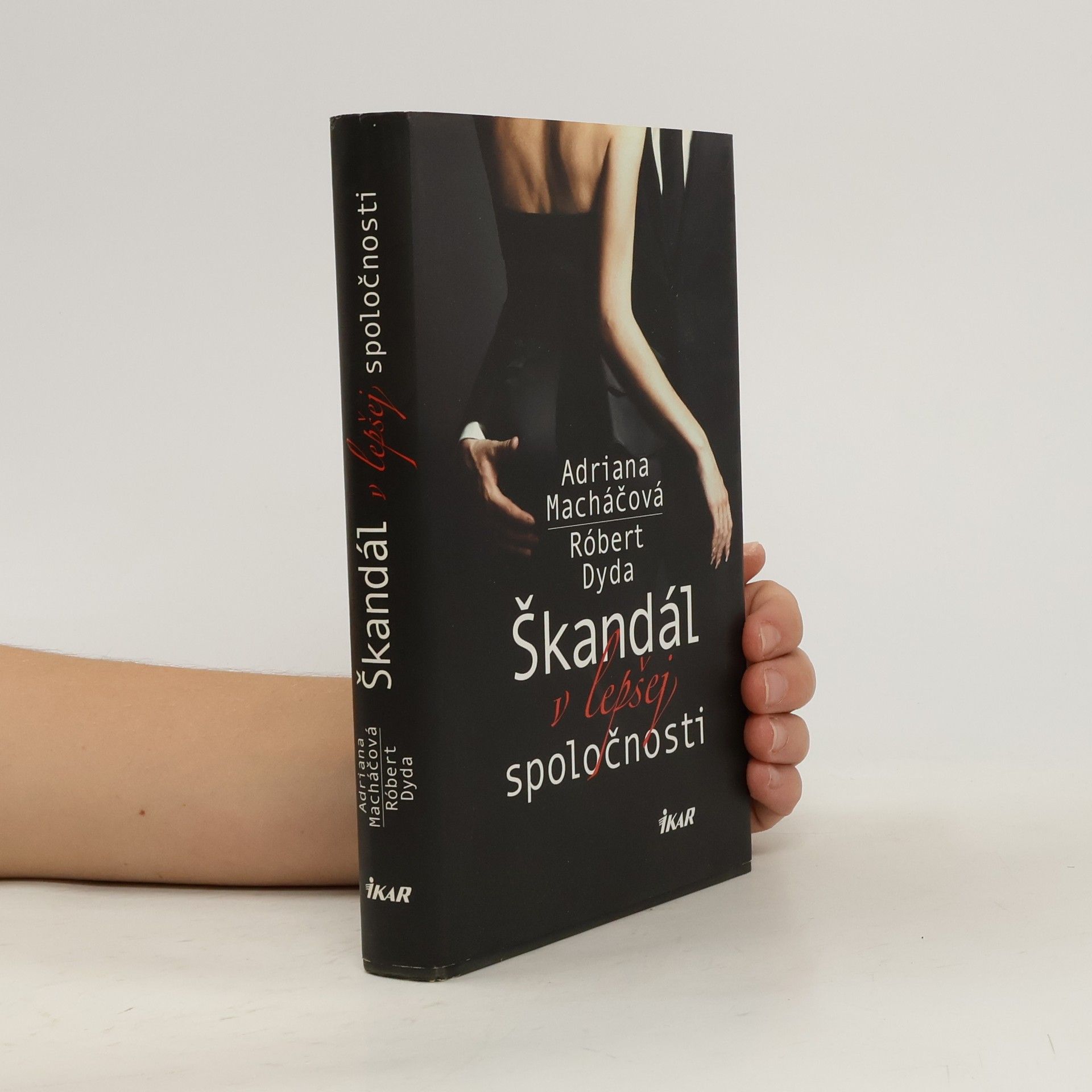 Škandál v lepšej spoločnosti