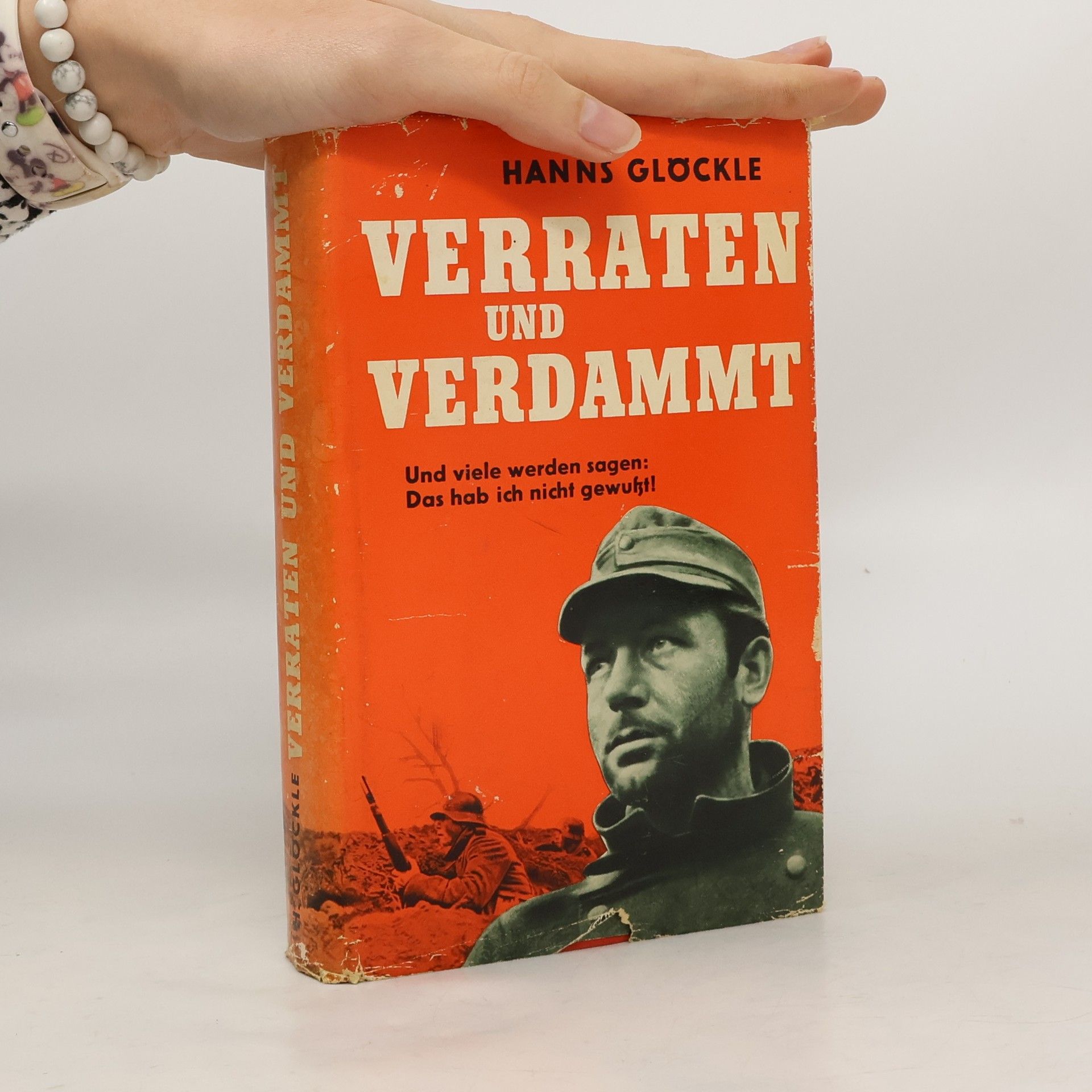 Kolektív autorov Verraten und Verdammt