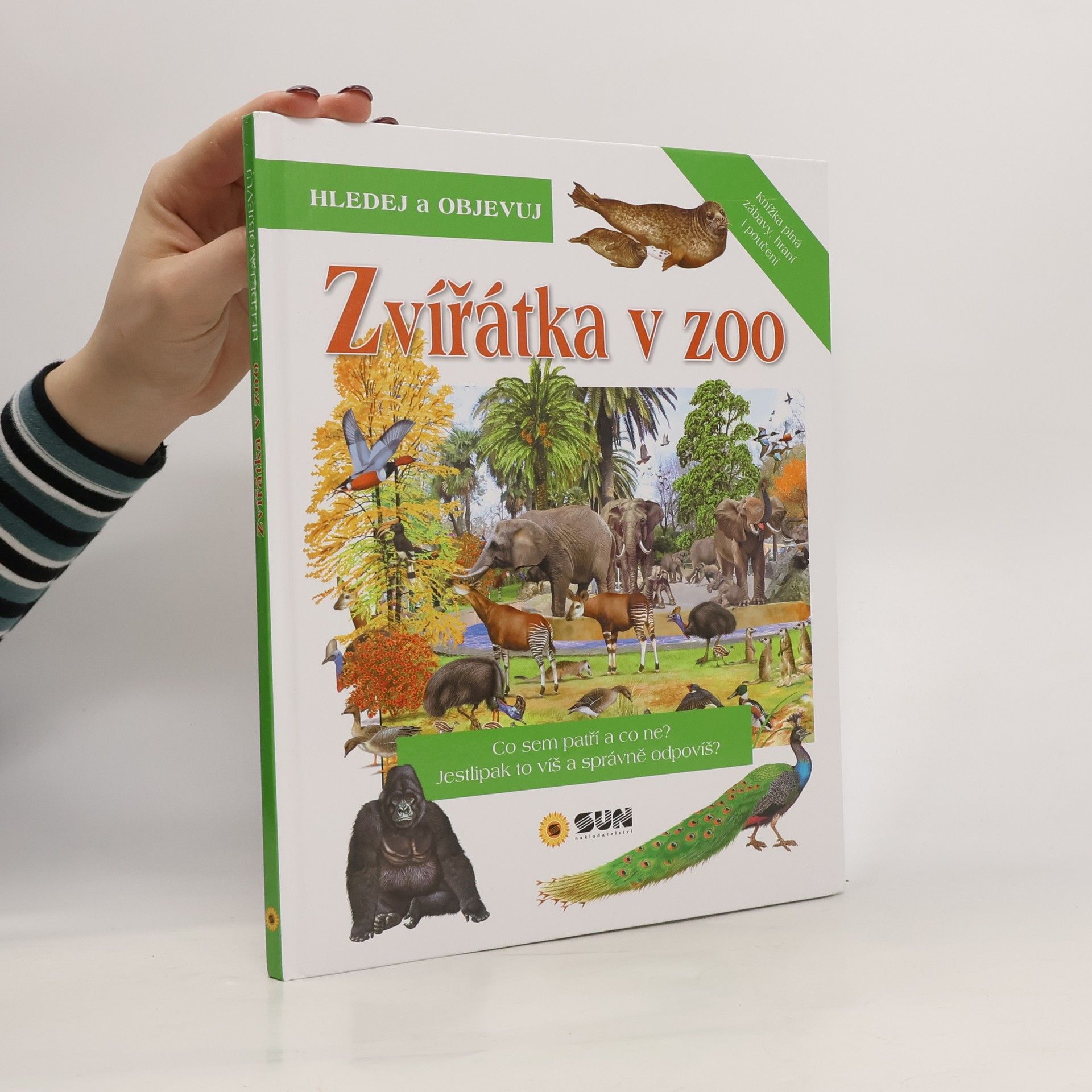 Kolektiv autorů Zvířátka v ZOO - Hledej a Objevuj