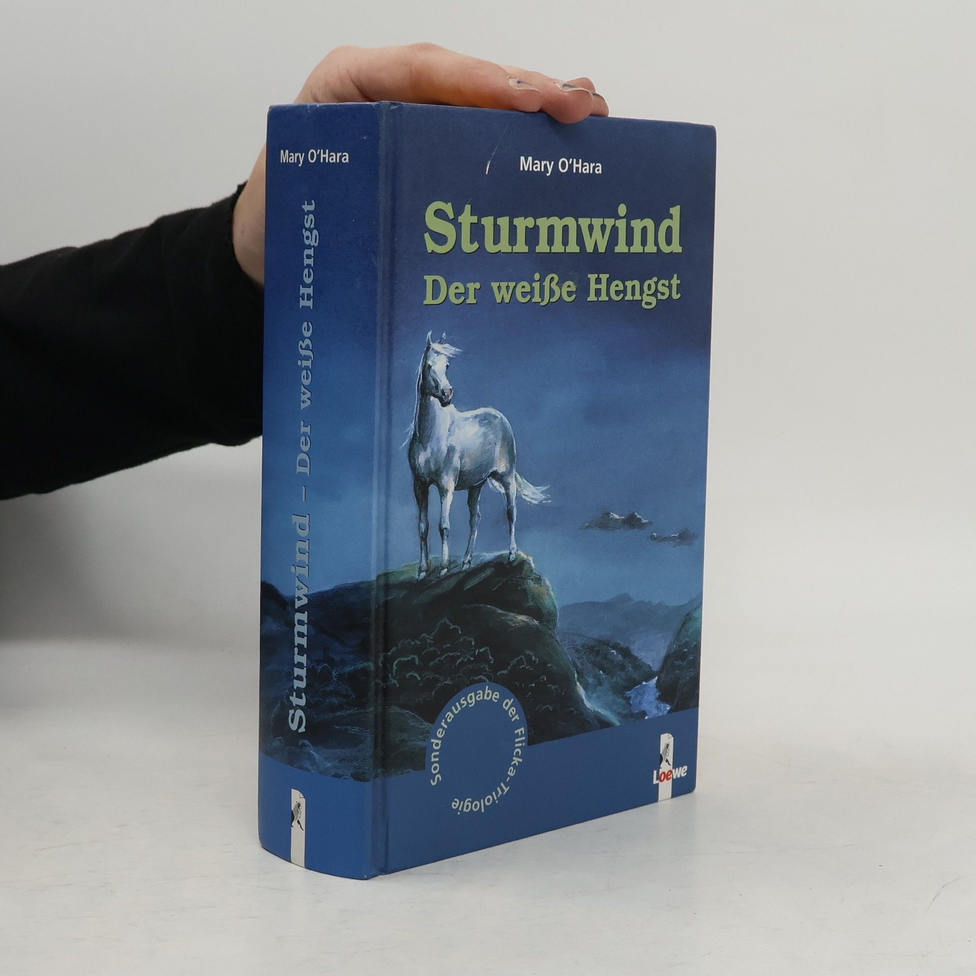 Sturmwind. Der weiße Hengst