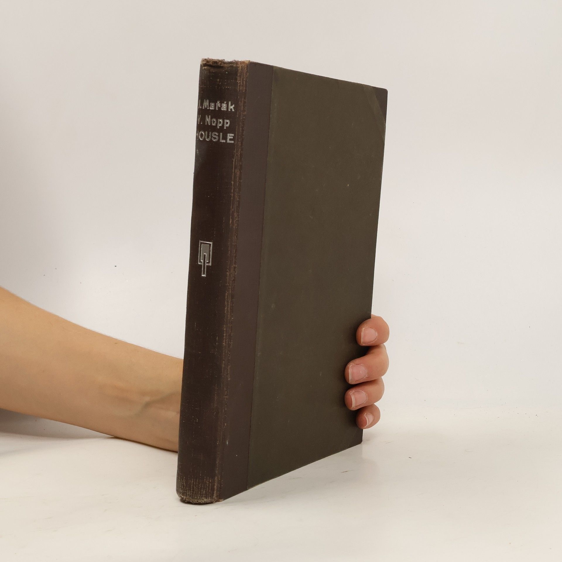 Housle. Dějiny vývoje houslí, houslařství a hry houslové