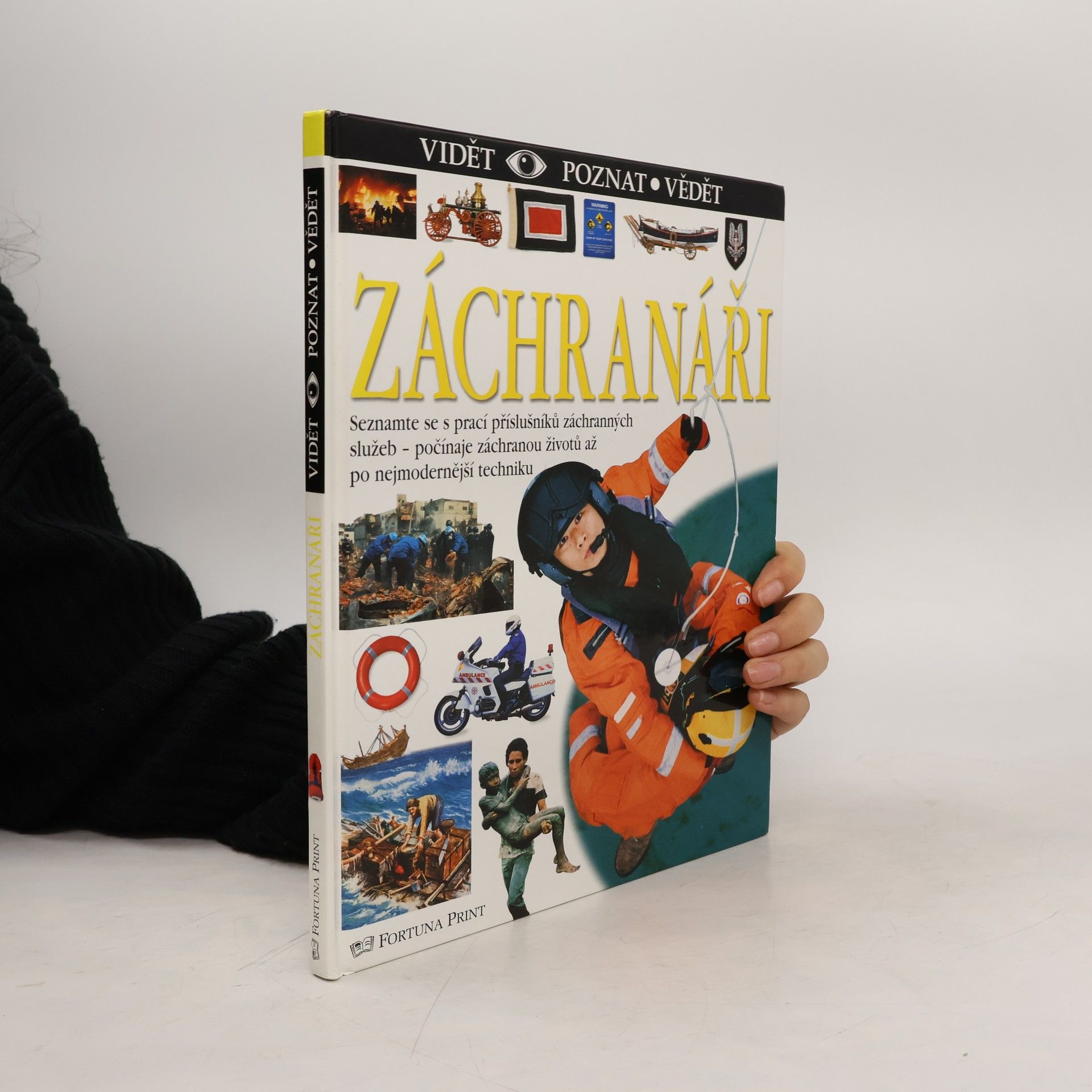 Claire Watts Záchranáři