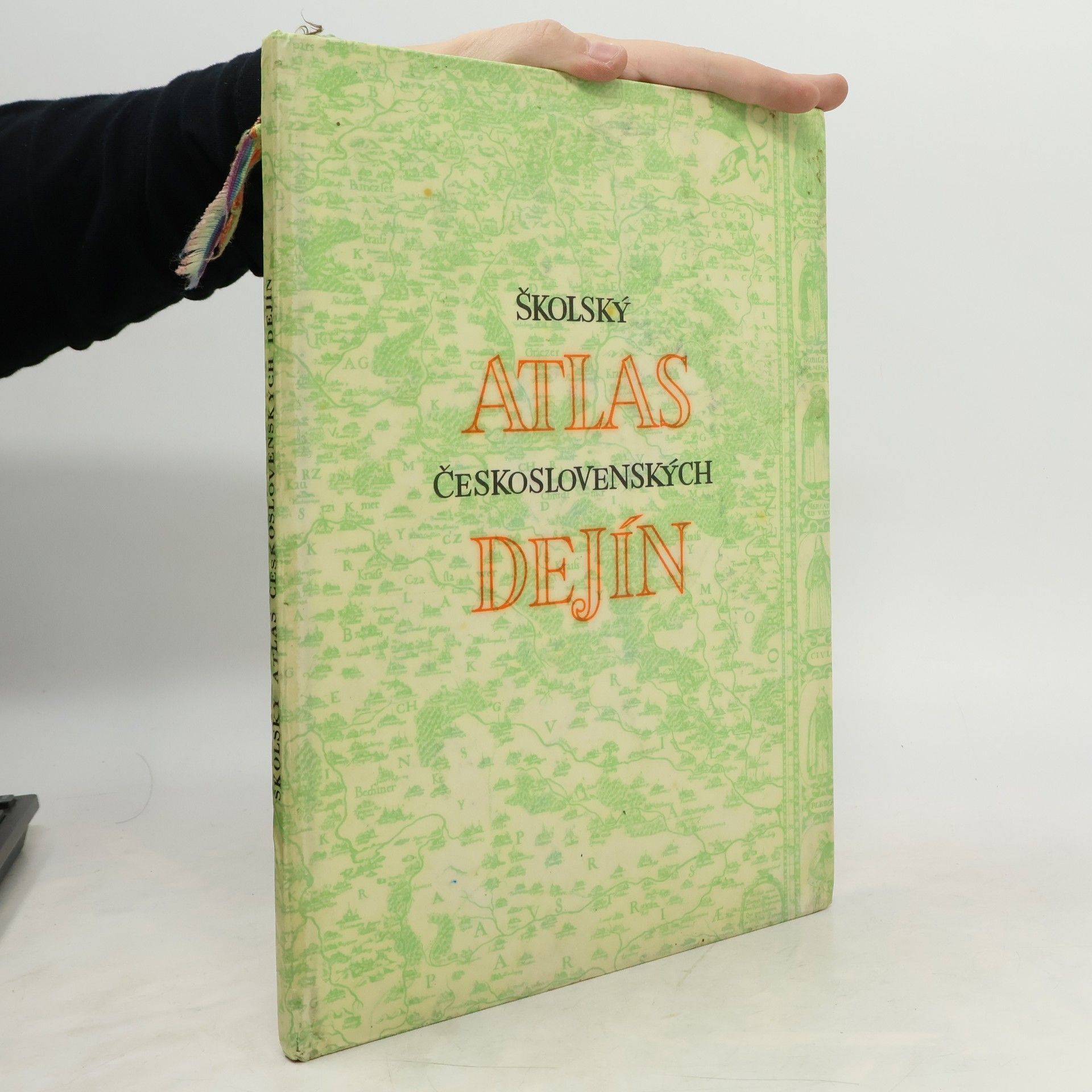 Collectif d'auteurs Školský atlas československých dejín
