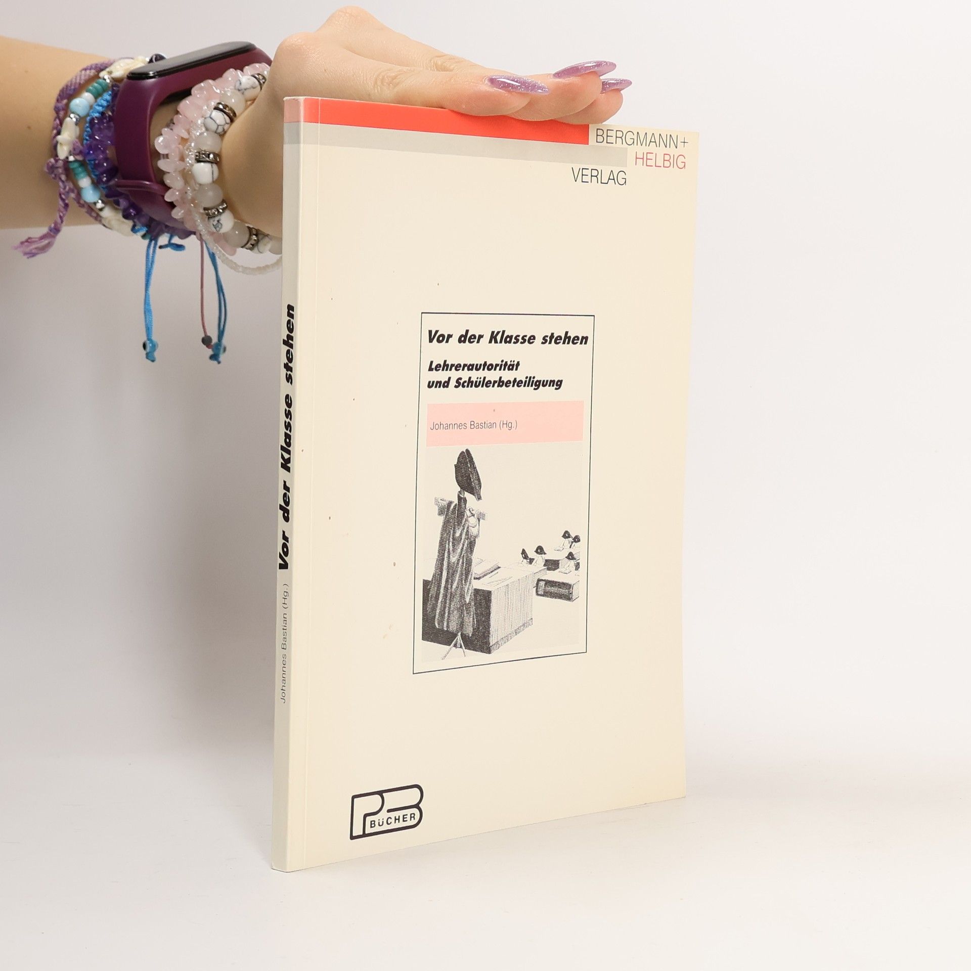 Vor der Klasse stehen