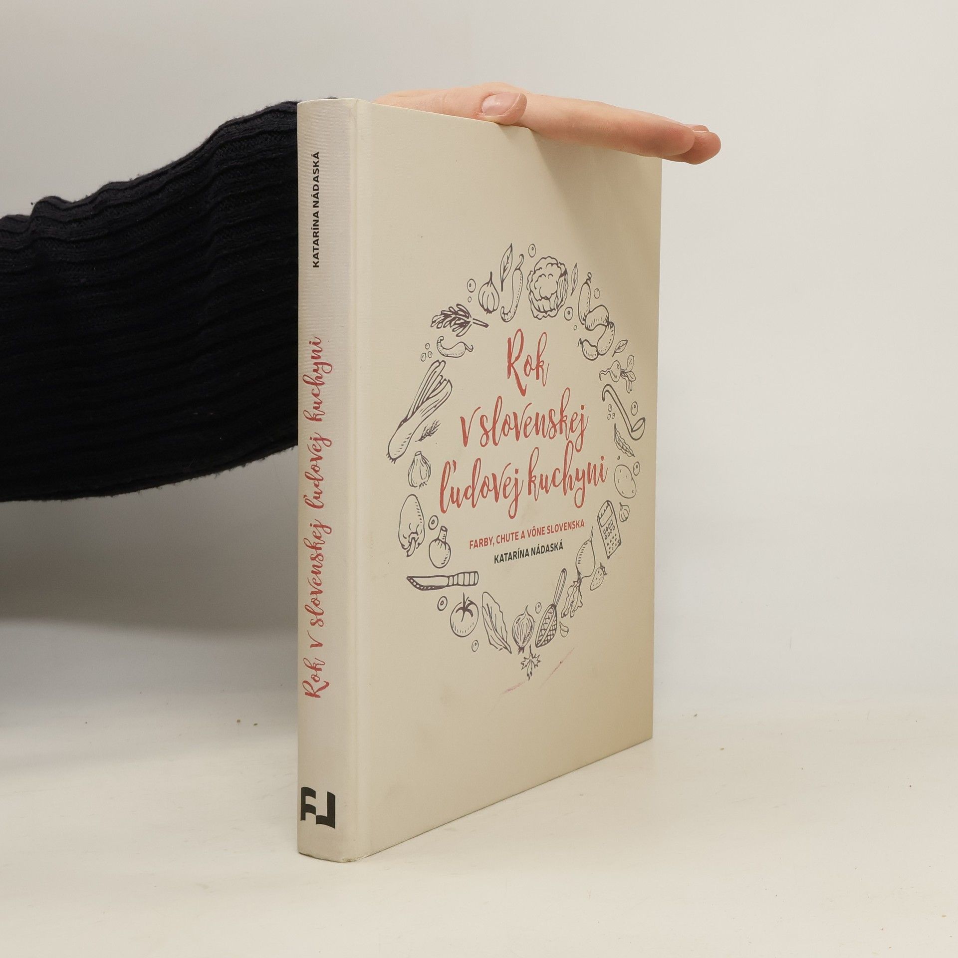 Katarína Nádaská Rok v slovenskej ľudovej kuchyni