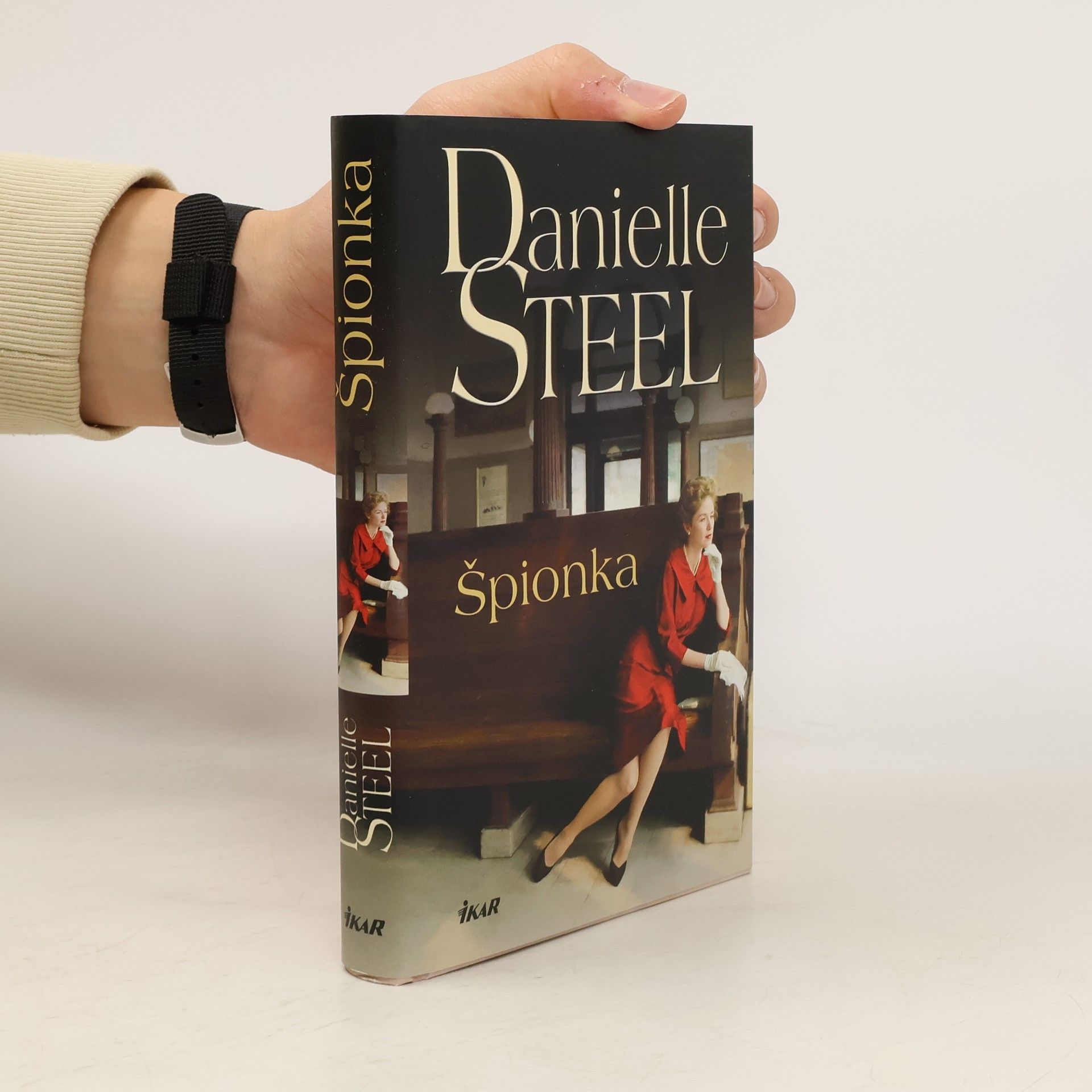 Danielle Steel Špionka