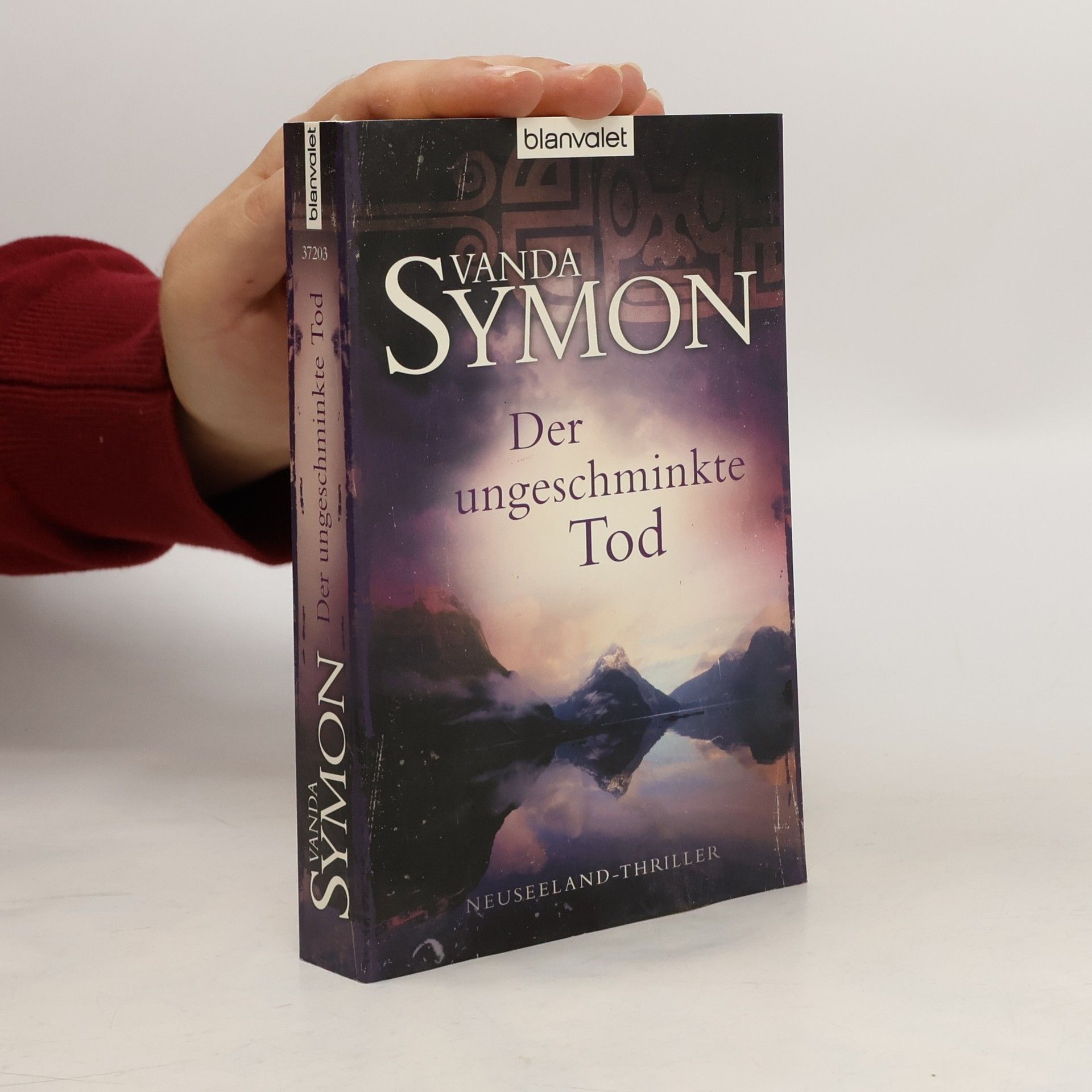 Vanda Symon Der ungeschminkte Tod. Neuseeland-Thriller