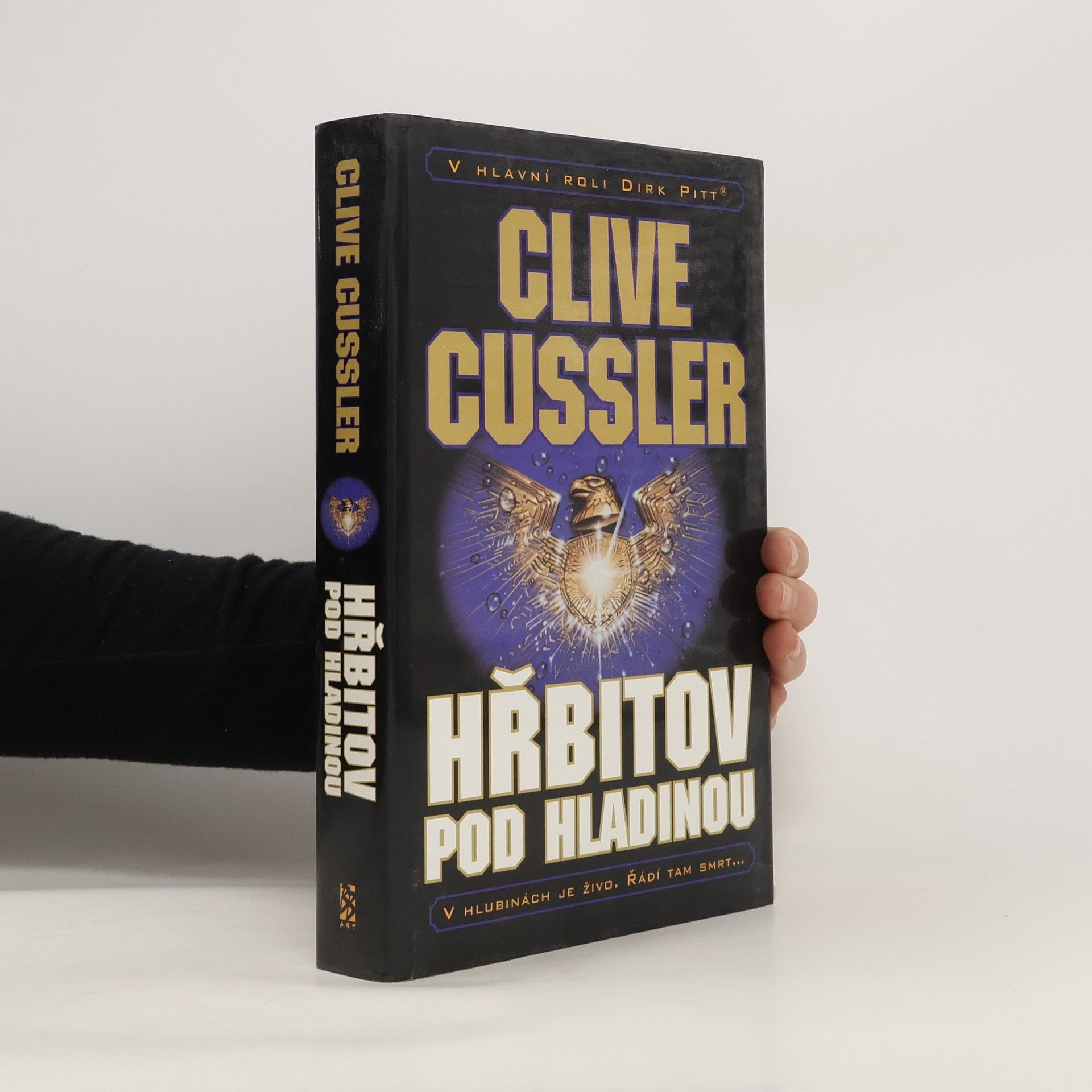 Clive Cussler Hřbitov pod hladinou
