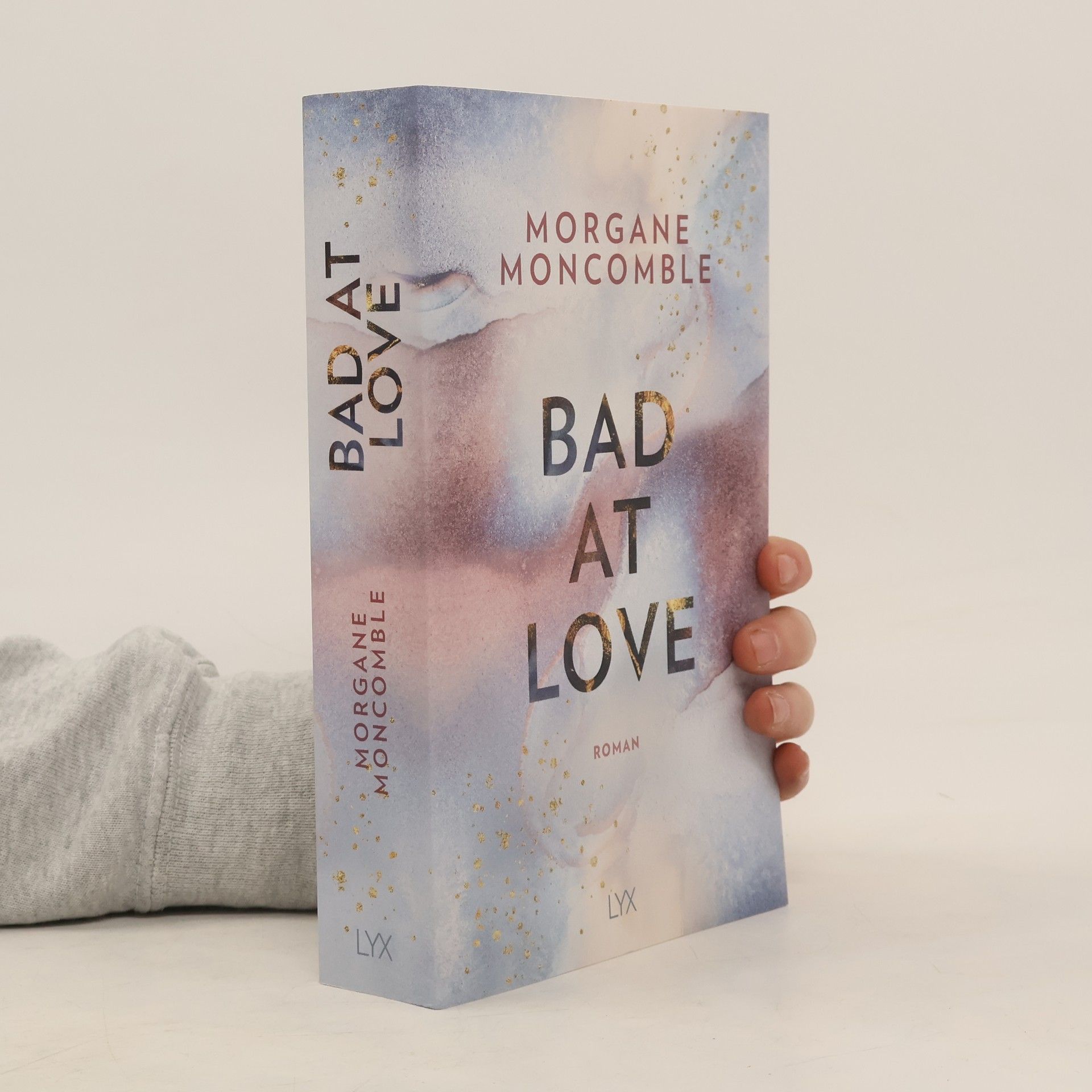 Morgane Moncomble Bad at love