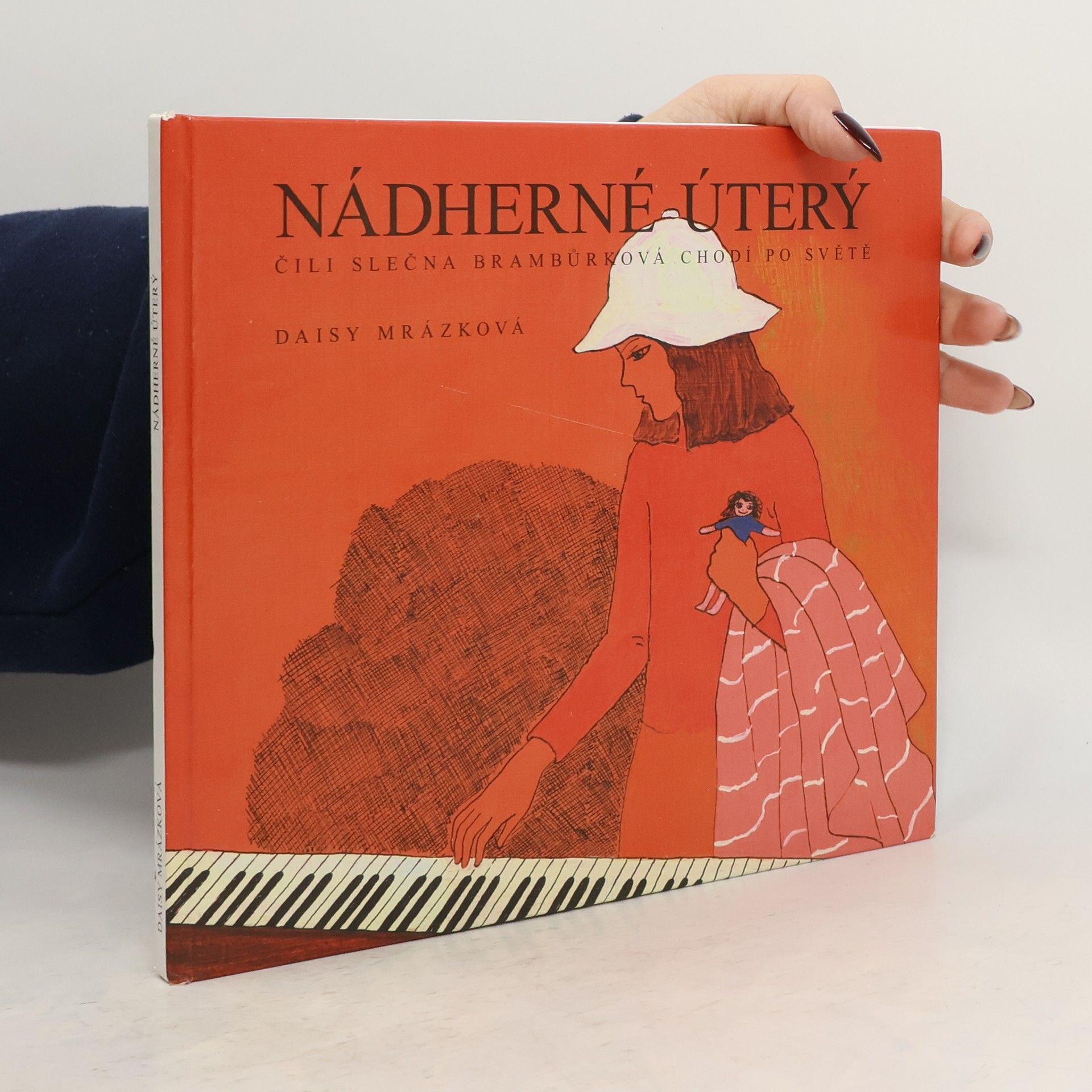Daisy Mrázková Nádherné úterý čili Slečna Brambůrková chodí po světě