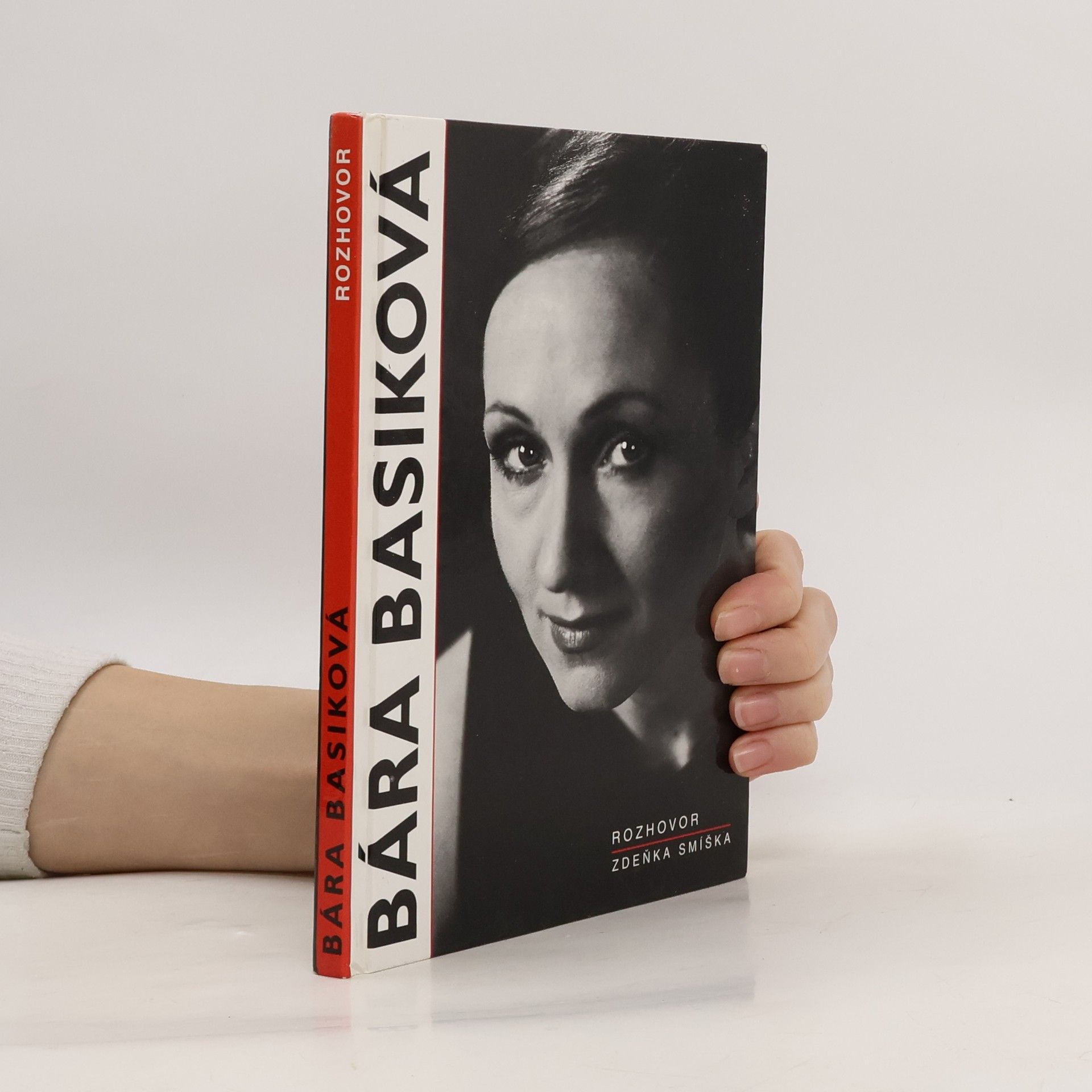 Bára Basiková. Rozhovor Zdeňka Smíška