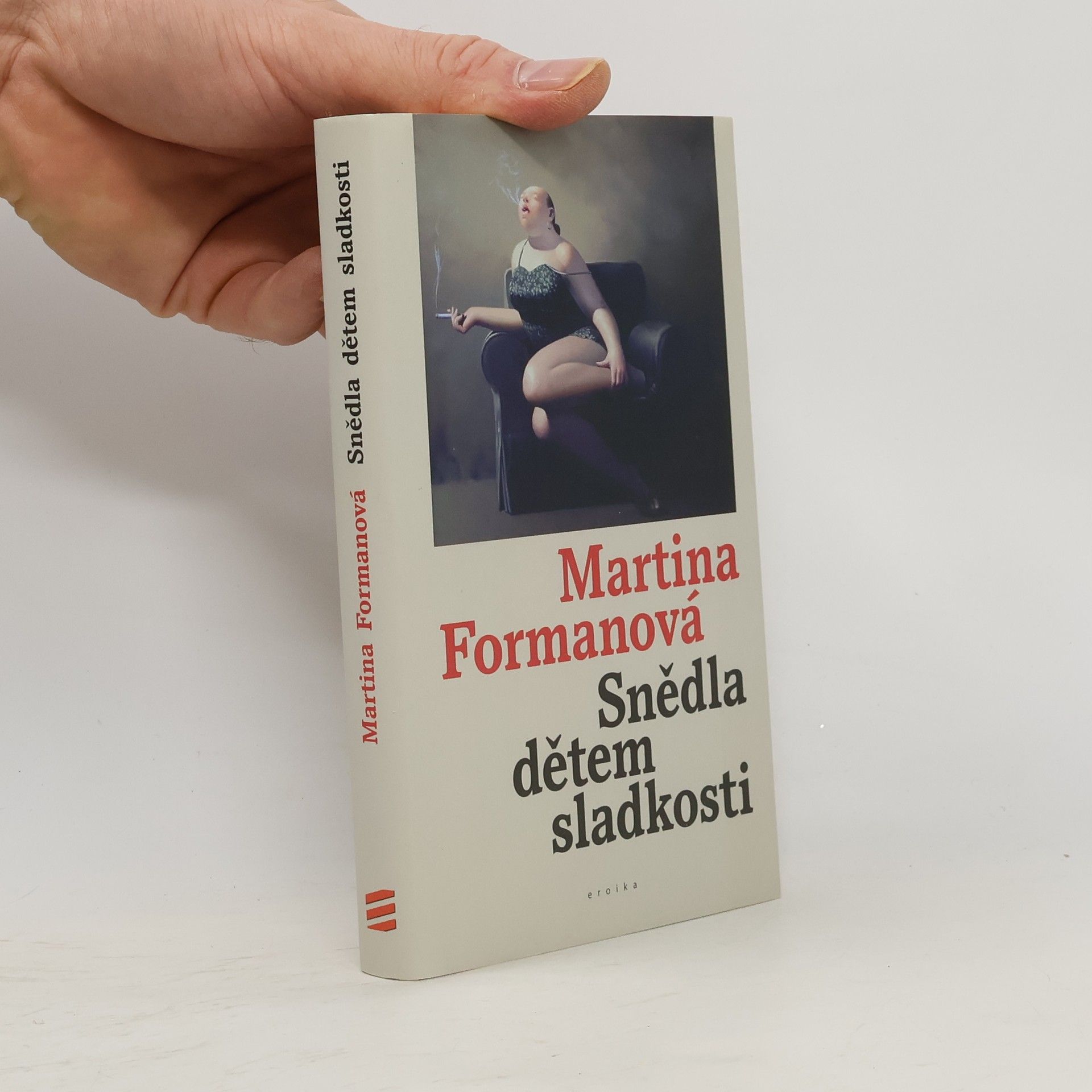 Snědla dětem sladkosti