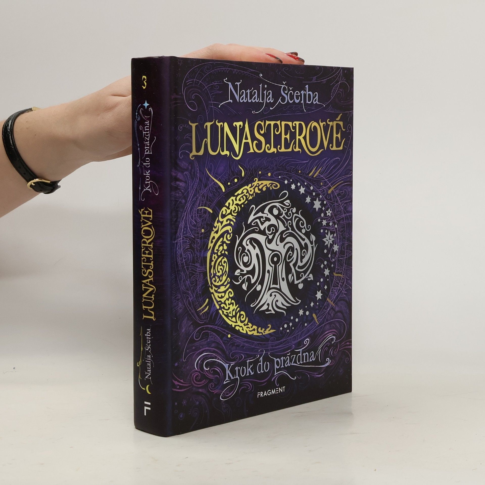 Lunasterové. Krok do prázdna