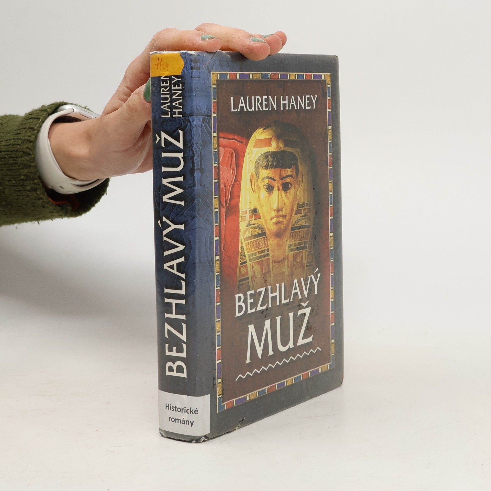 Lauren Haney Bezhlavý muž