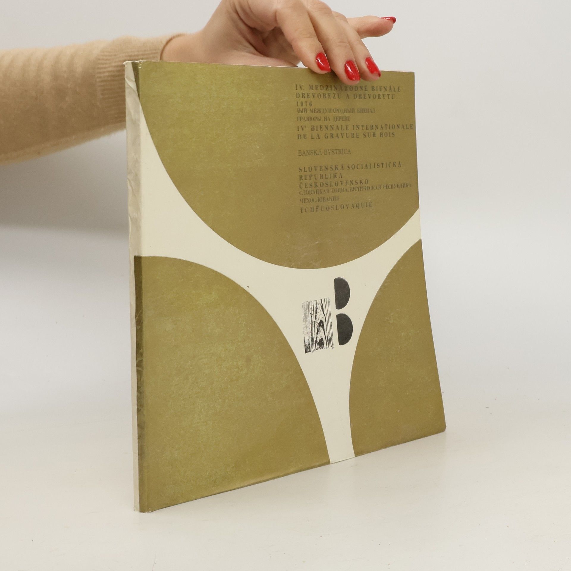 Various authors IV. Medzinárodné bienále drevorezu a drevorytu 1976