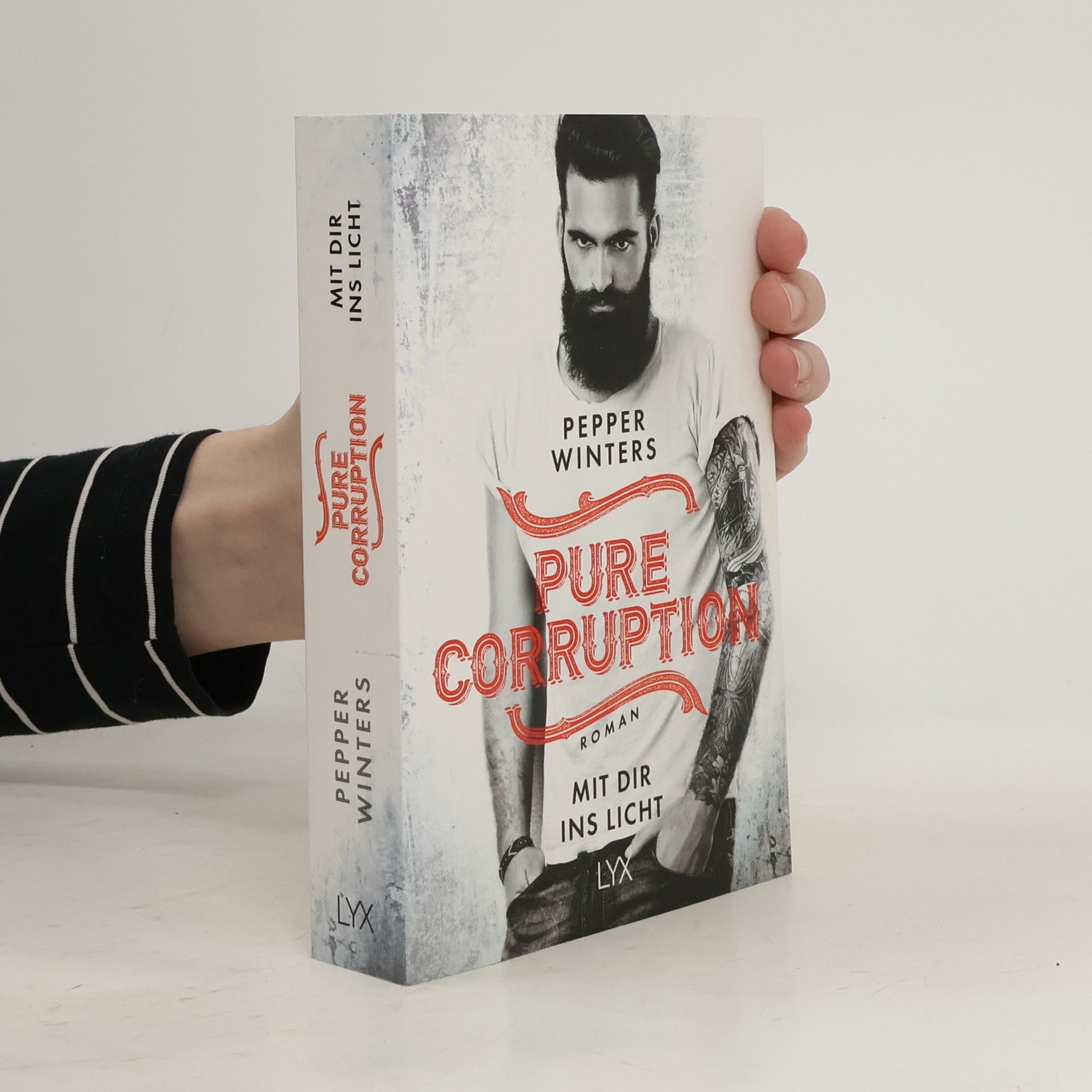 Pepper Winters Pure Corruption - mit dir ins Licht
