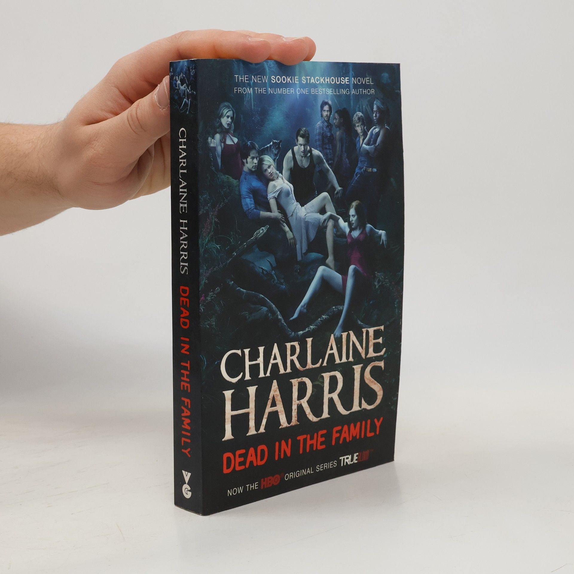 Charlaine Harris Dead in the Family