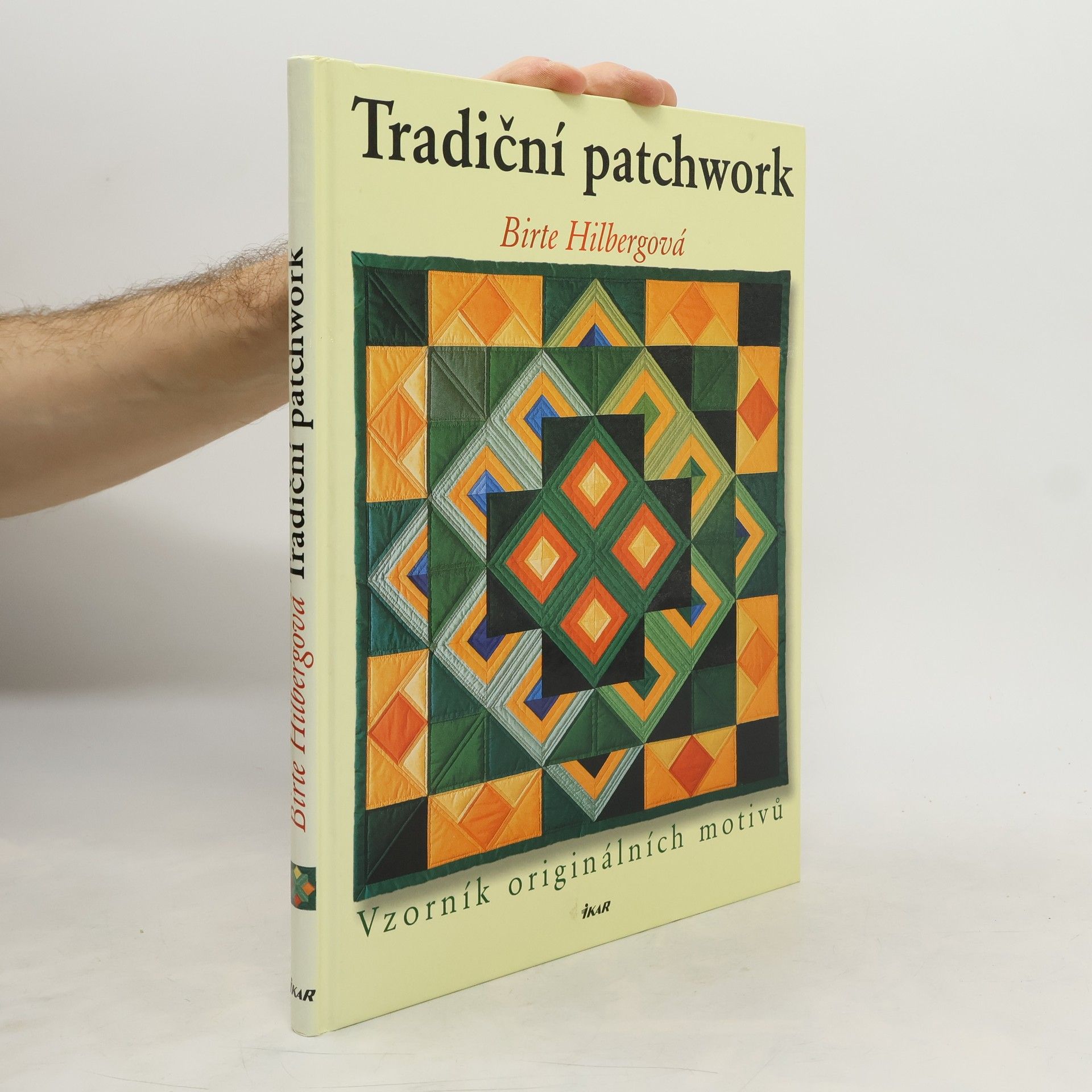 Tradiční patchwork. Vzorník originálních motivů.