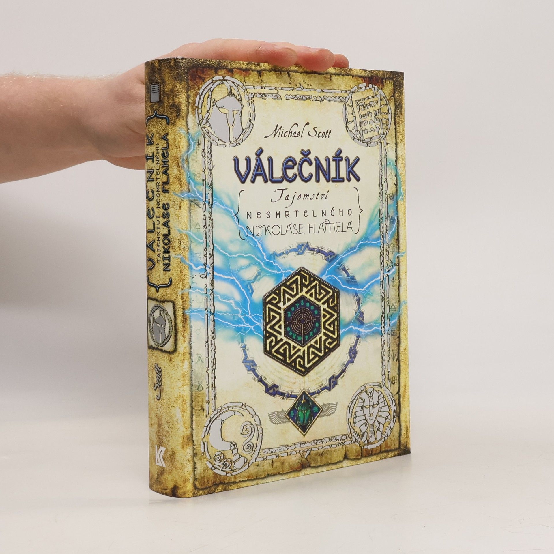 Michael Scott Tajemství nesmrtelného Nikolase Flamela. Válečník