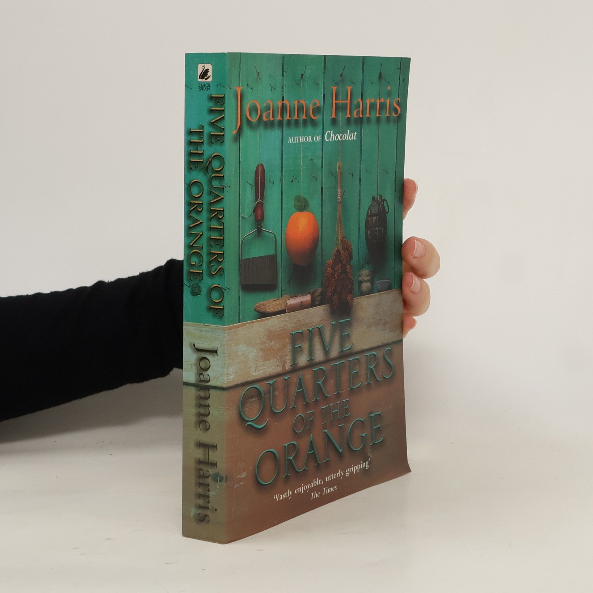 Joanne Harris Five quarters of the orange