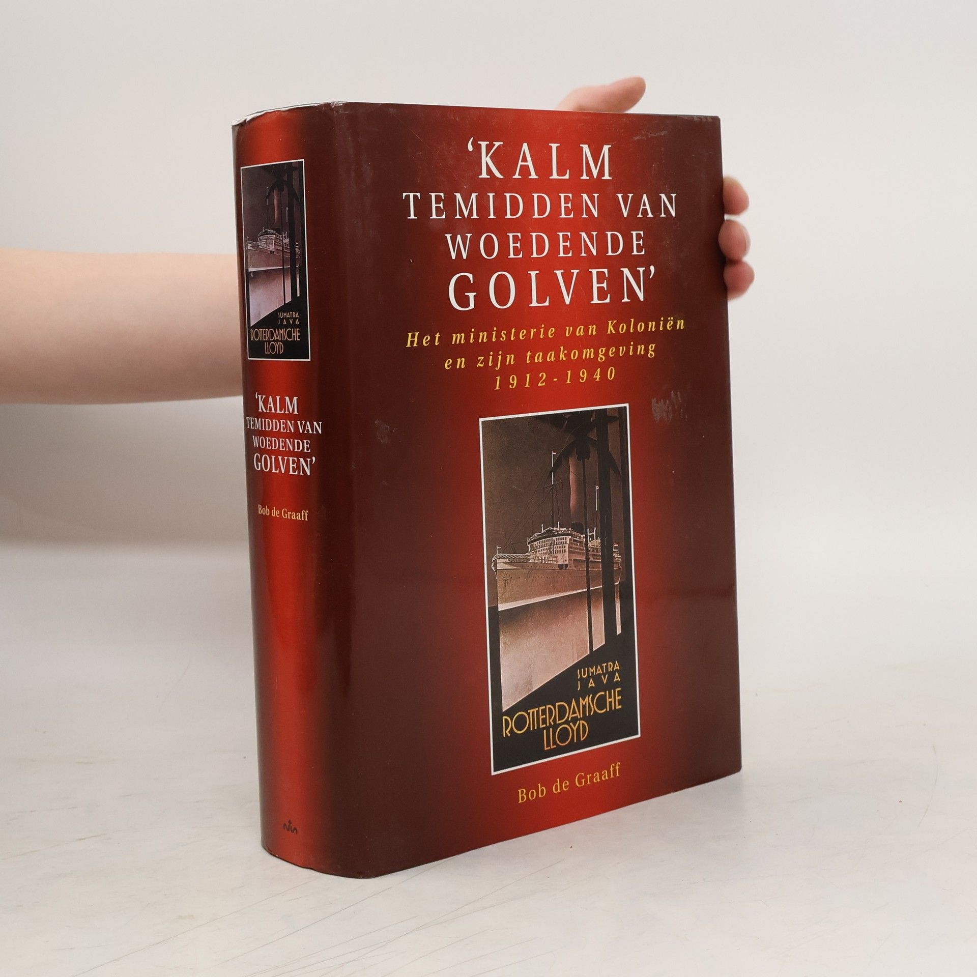 Bob de Graaff Kalm temidden van woedende golven