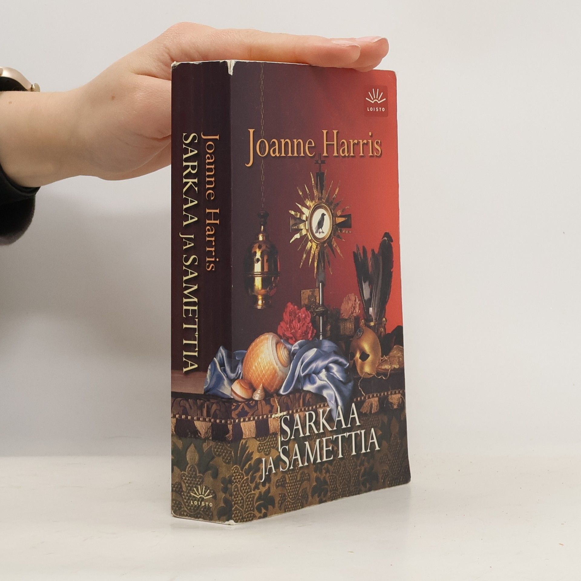 Joanne Harris Sarkaa ja samettia