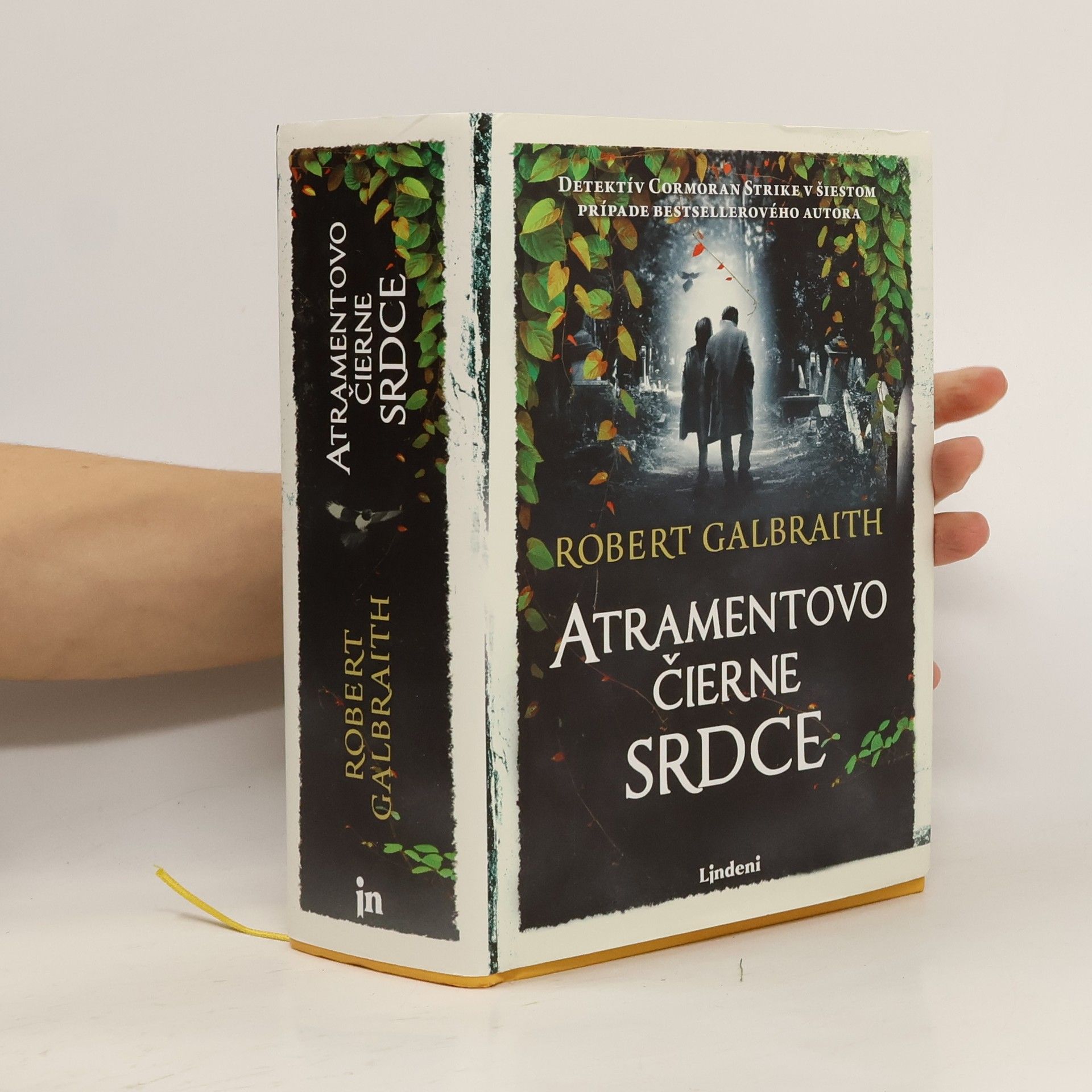 J. K. Rowling Atramentovo čierne srdce