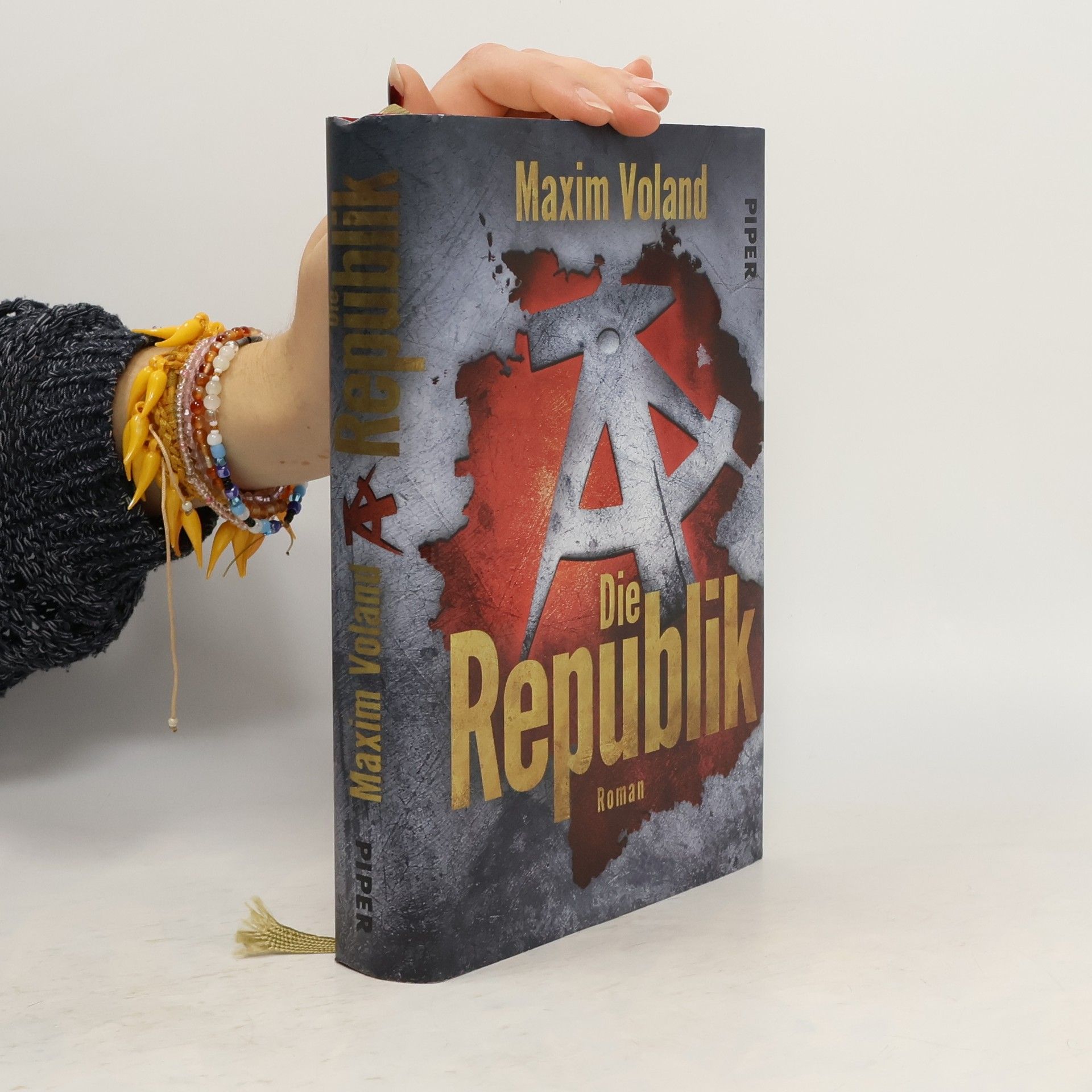 Maxim Voland Die Republik