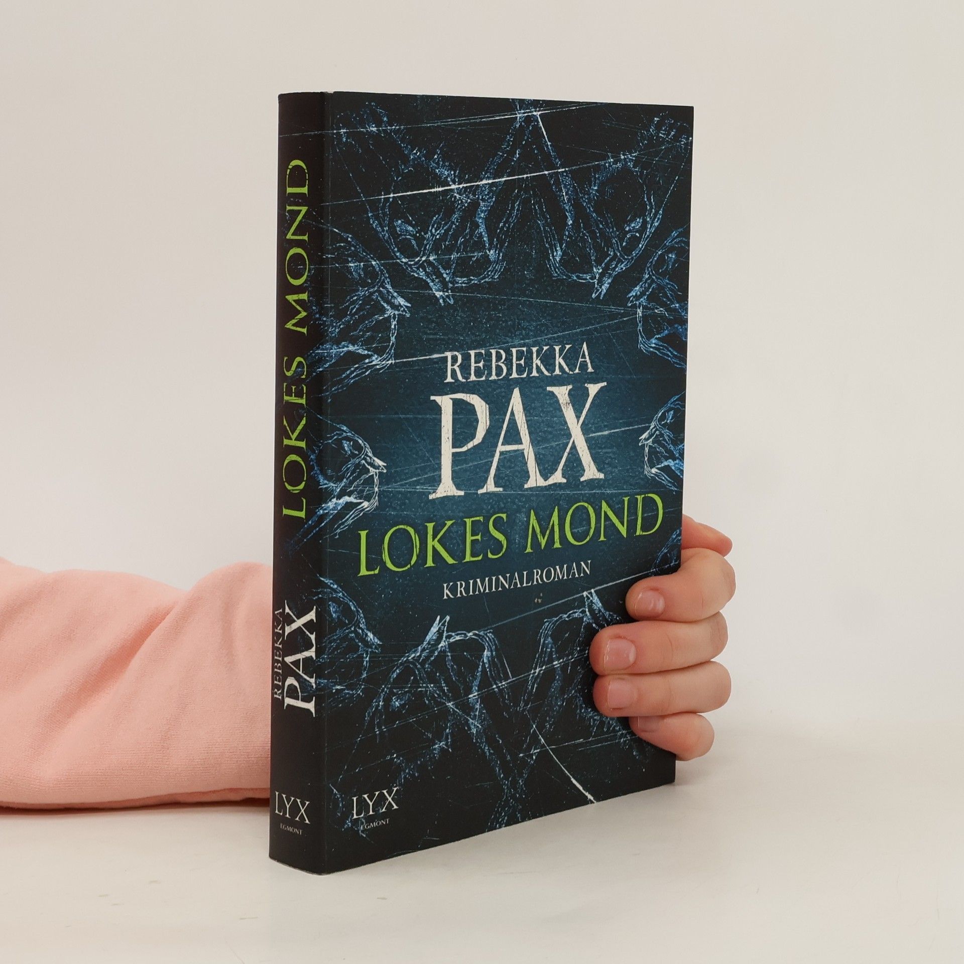 Rebekka Pax Lokes Mond