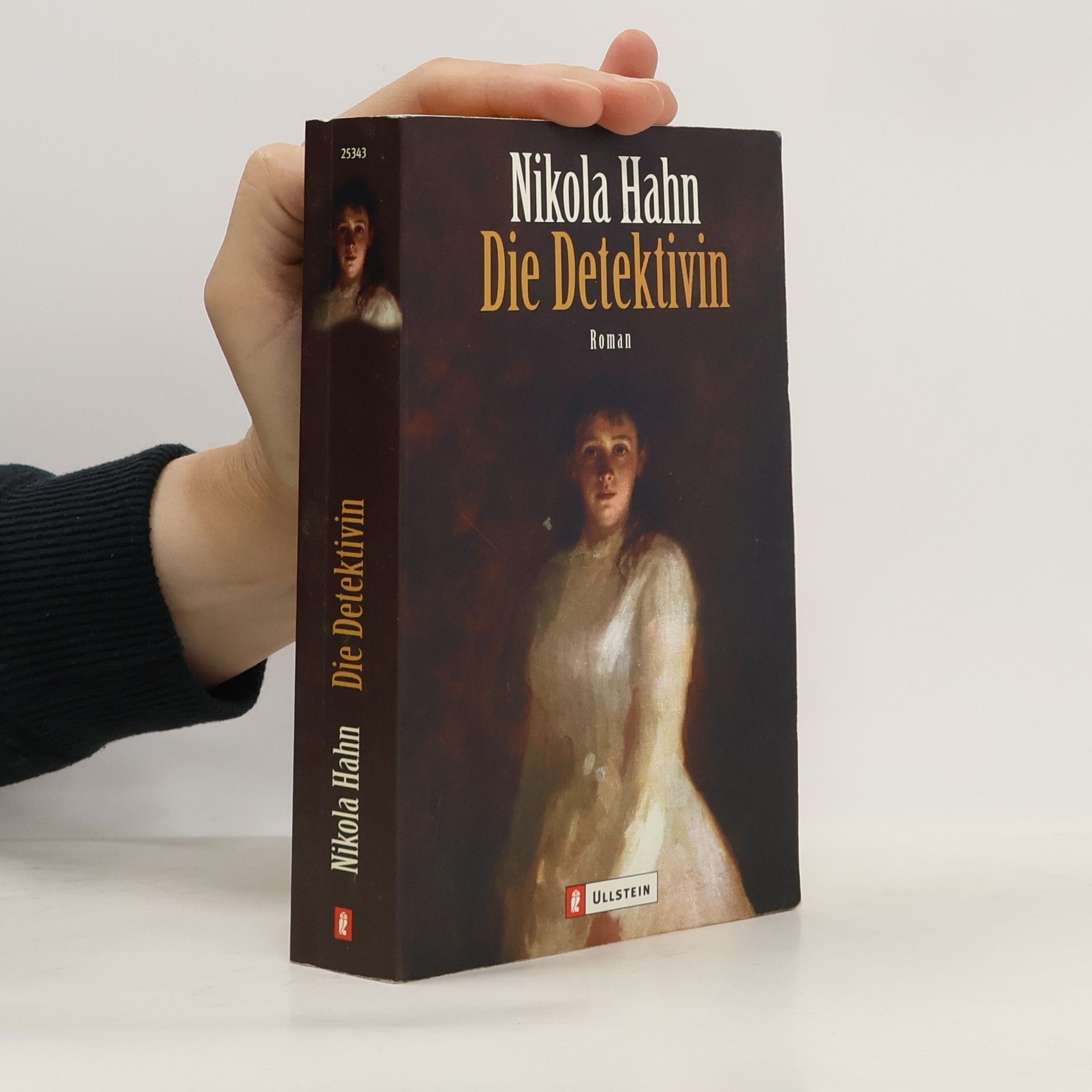 Nikola Hahn Die Detektivin