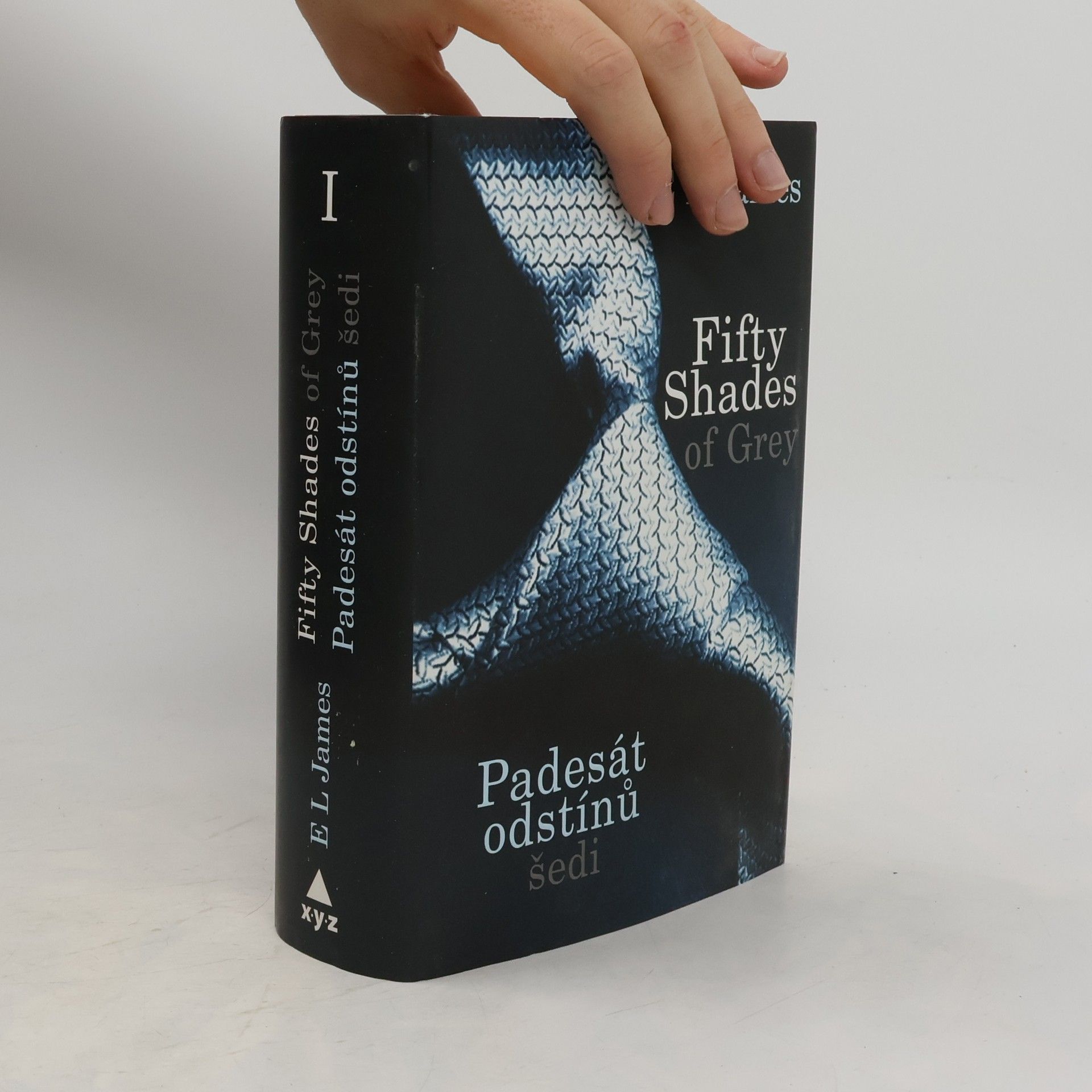Padesát odstínů šedi