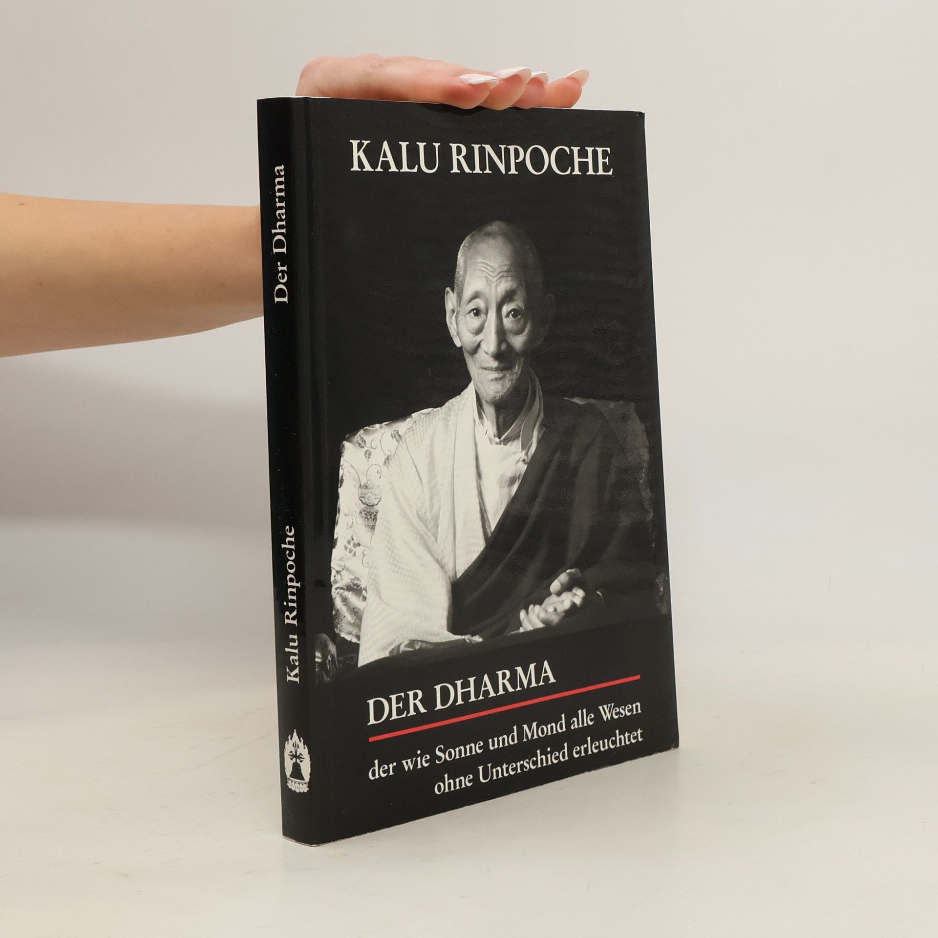 Der Dharma, der wie Sonne und Mond alle Wesen ohne Unterschied erleuchtet