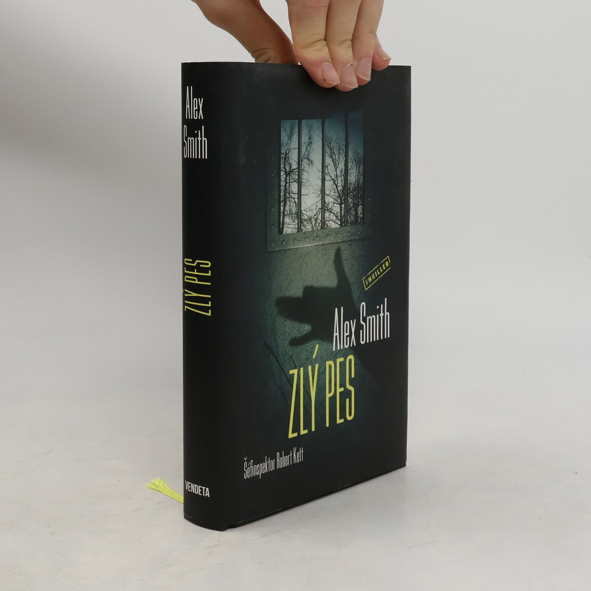 Alexander Gordon Smith Zlý pes